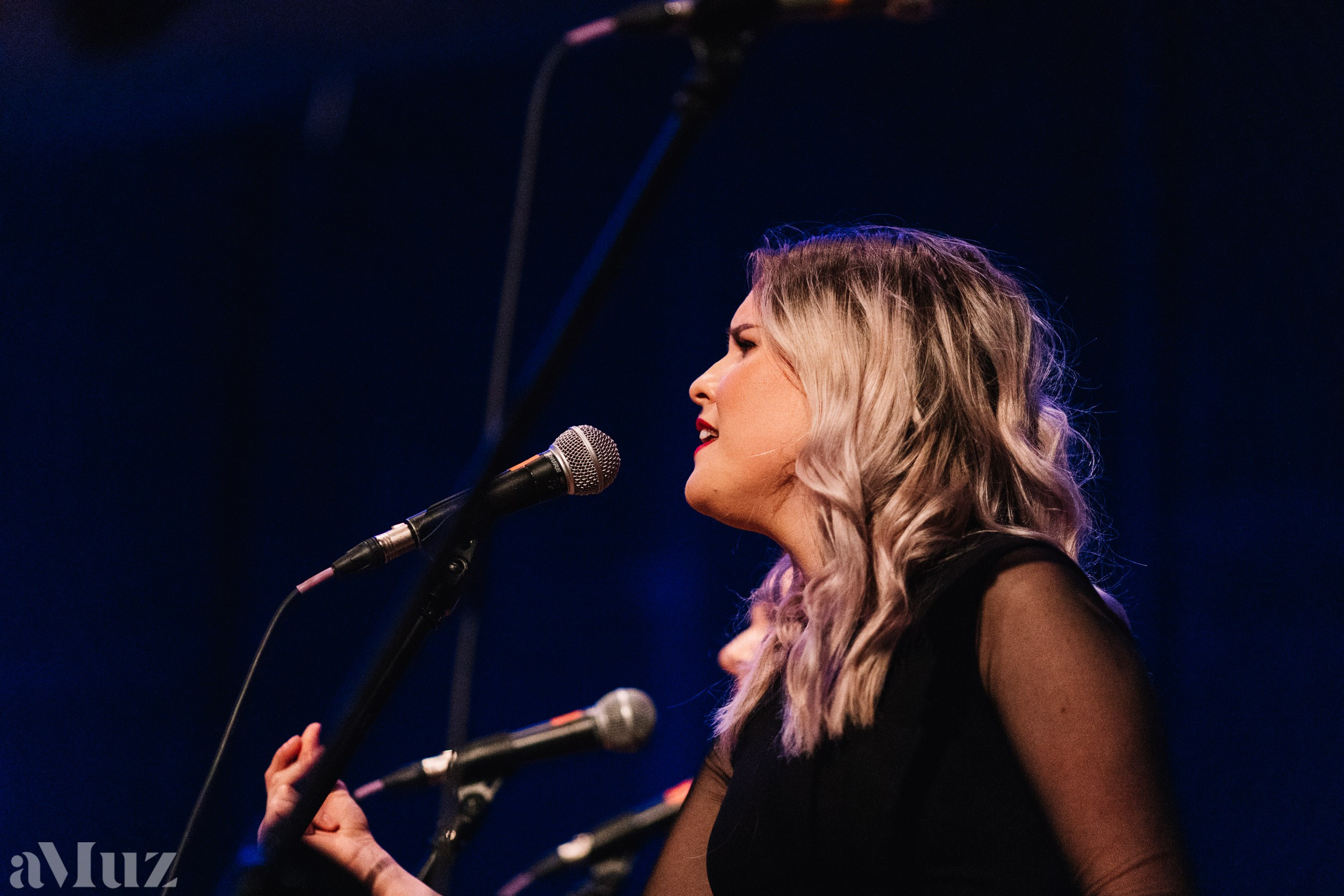 Jazz Zaśpiewam. Fotograf Ślubny Warszawa - Sesje Biznesowe Rodzinne Eventy