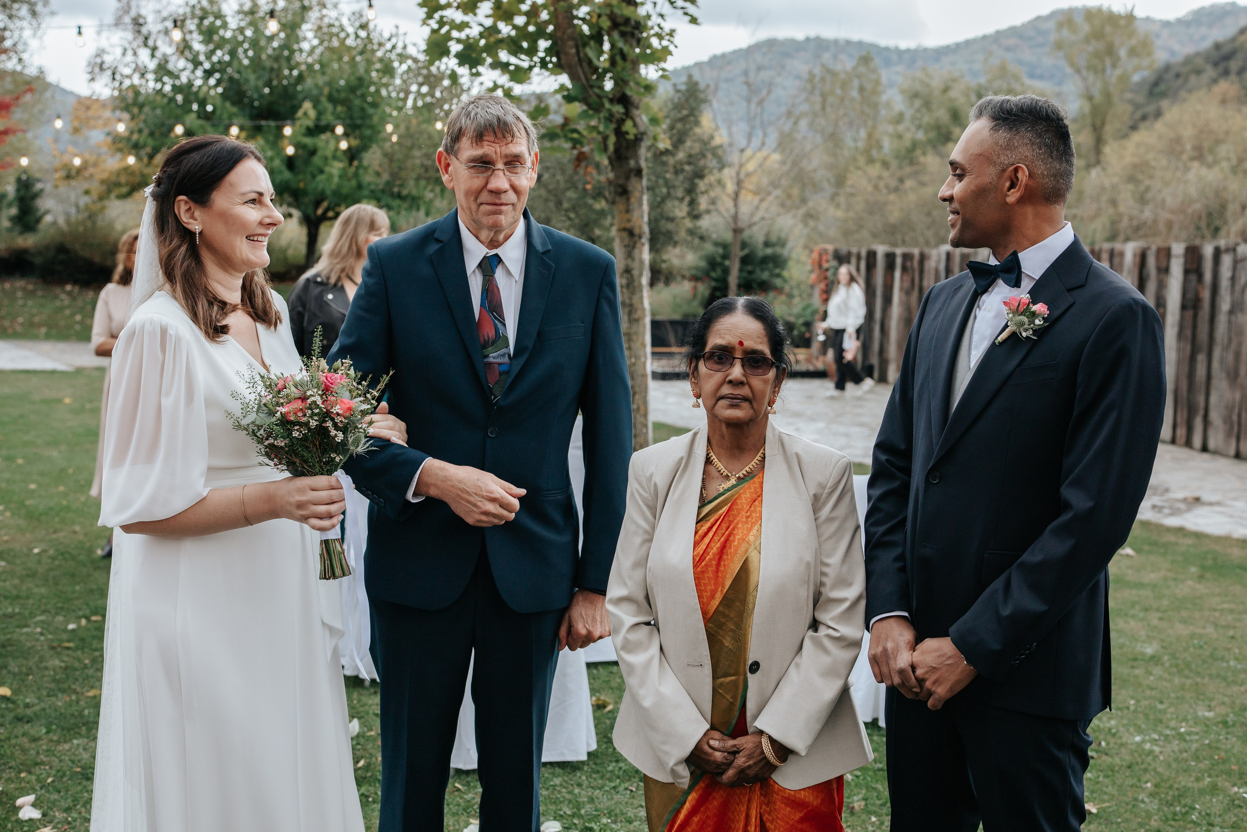 Aurelia+Anand, 02.11.2025, Olot. Fotógrafa de bodas en Cataluña