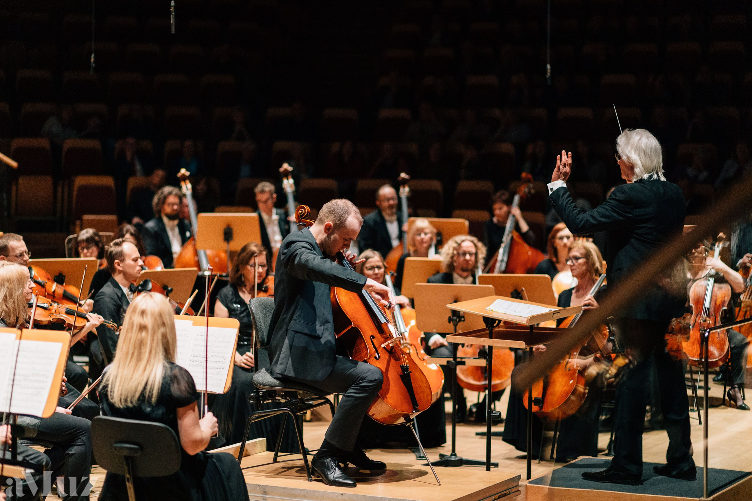 Filharmonia Bałtycka. Fotograf Ślubny Warszawa - Sesje Biznesowe Rodzinne Eventy