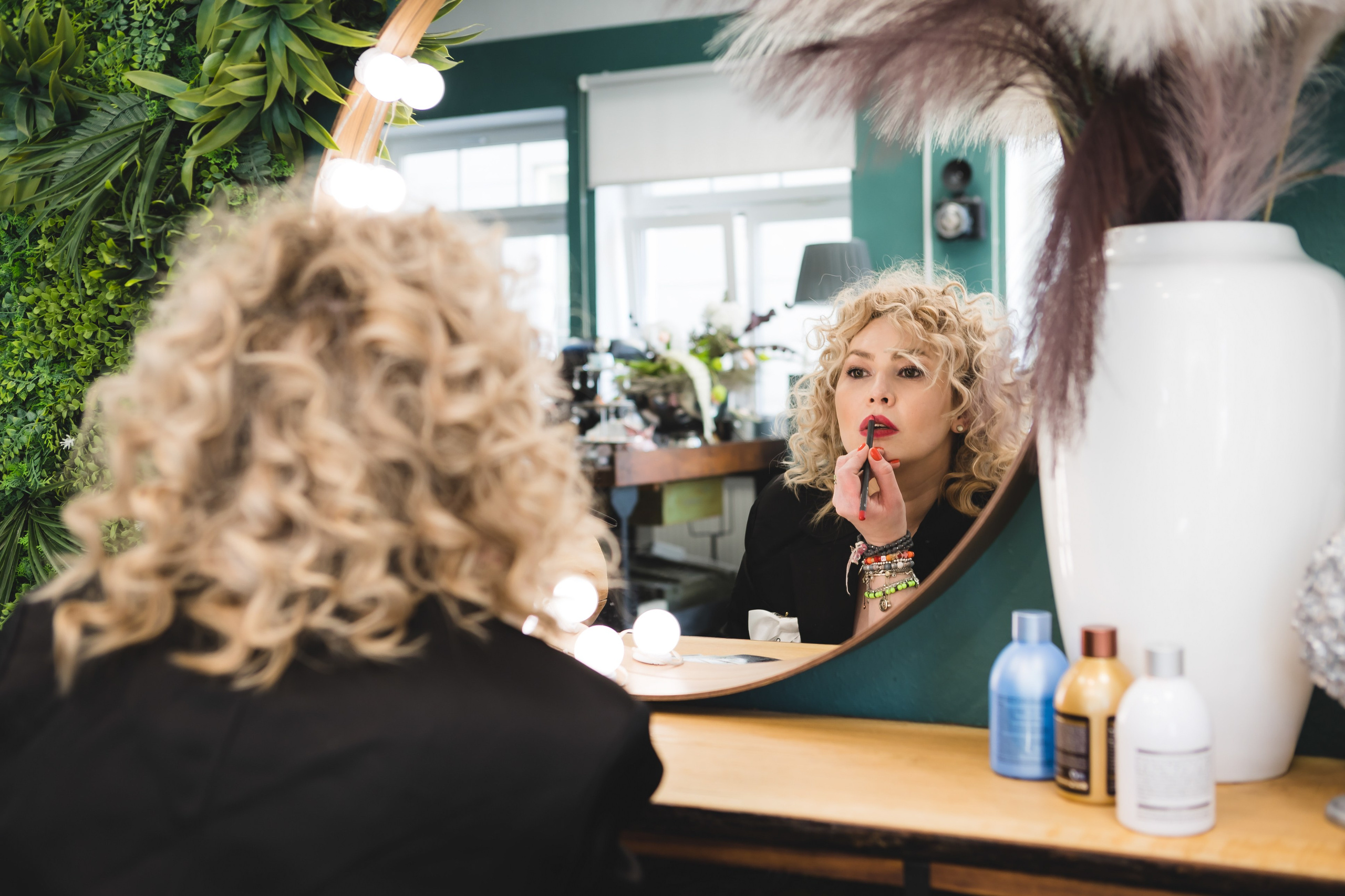 Businessfotografie Lindenberg, Businessfotograf Allgäu, Unternehmensfotografie Bayern, Firmenportraits Lindenberg, Mitarbeiterfotografie Allgäu, Corporate Shooting Bayern, Professionelle Businessfotos Lindenberg, Businessportraits Allgäu, Firmenportrait Shooting Bayern, Businessfotograf Studio Lindenberg