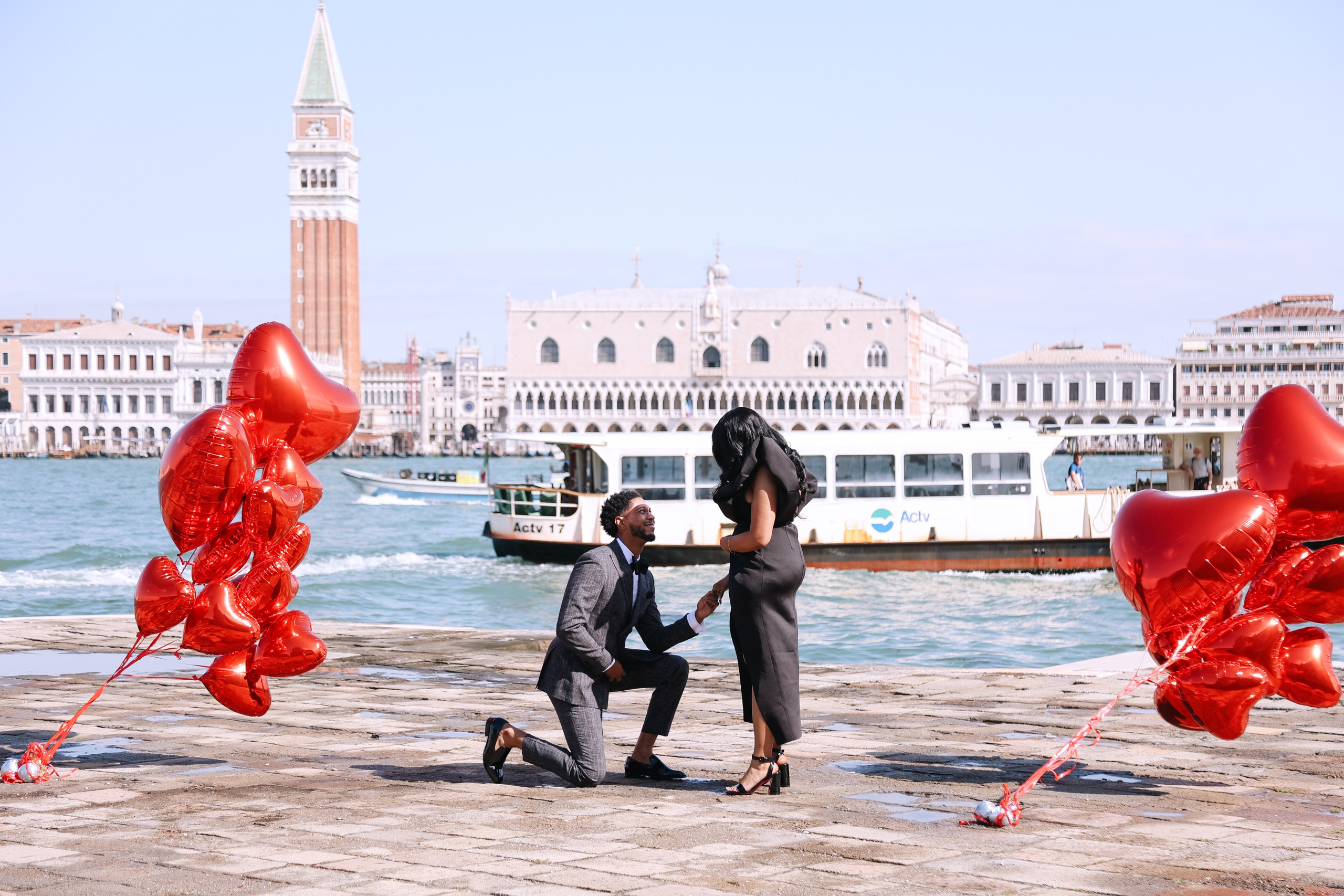 Surprise Proposal in Venice. Photographer in Venice, Viktoria Antonova