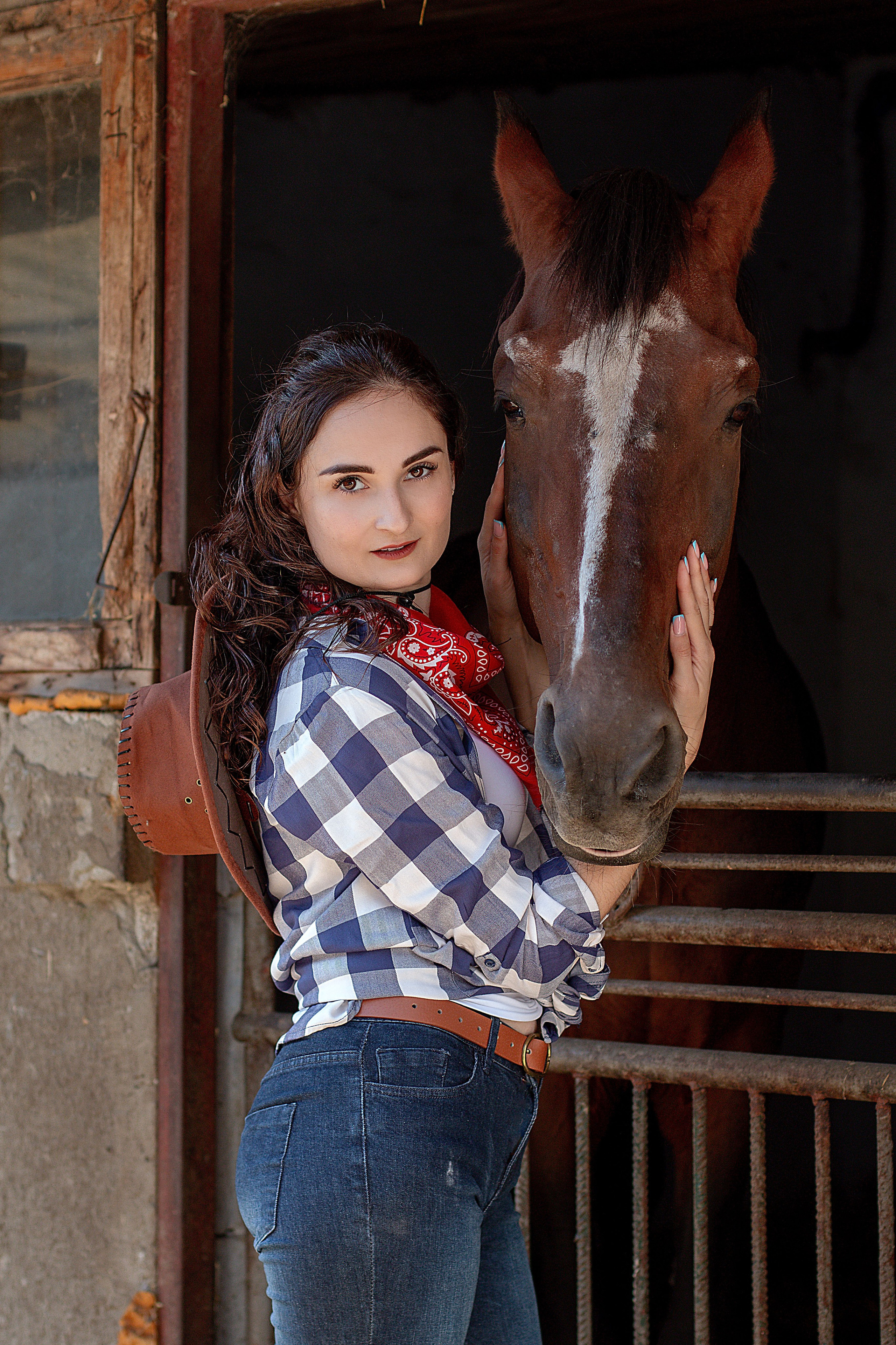 Конюшня. Детский и семейный фотограф в г. Бельцы