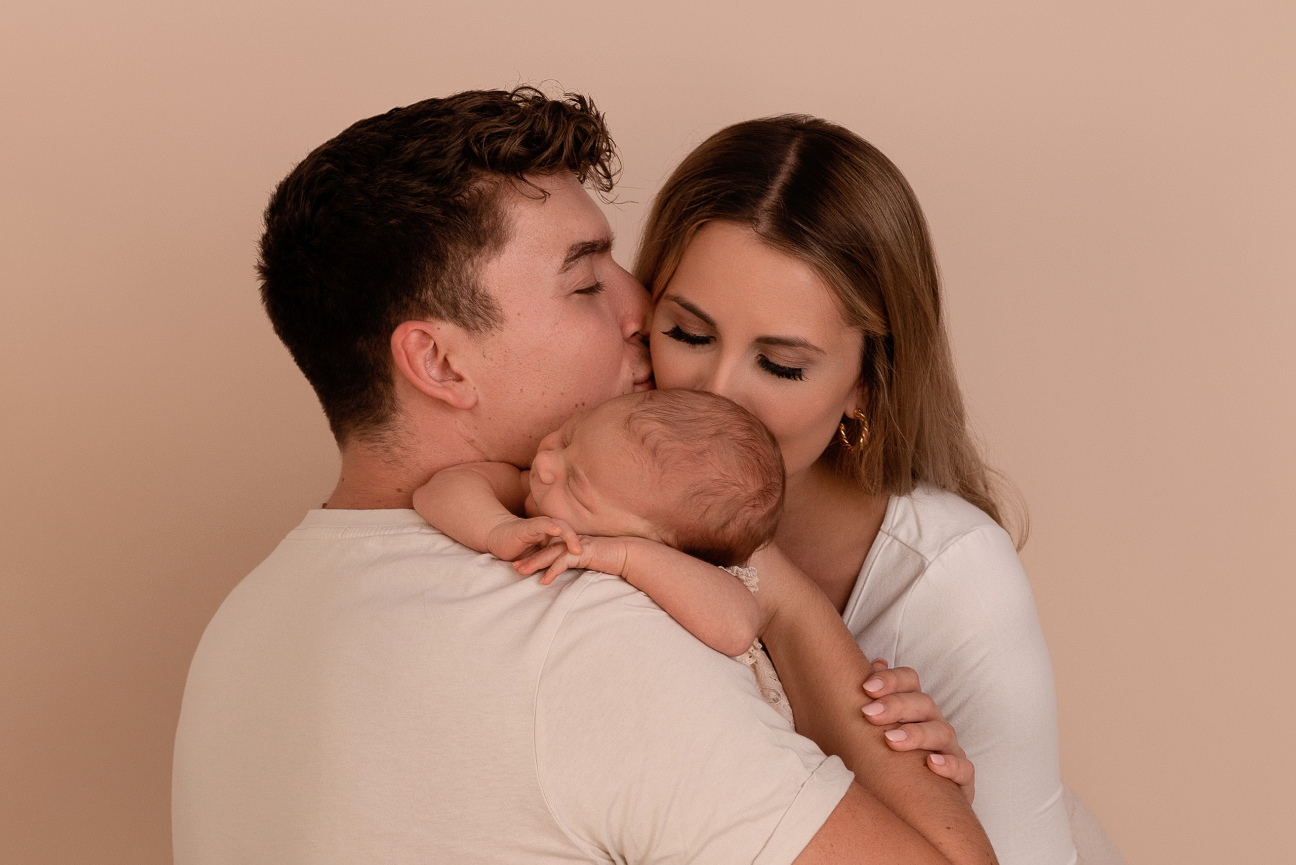 Newborn. Kinder- & Familienfotograf in Gaildorf und Umgebung Valentina Vogel