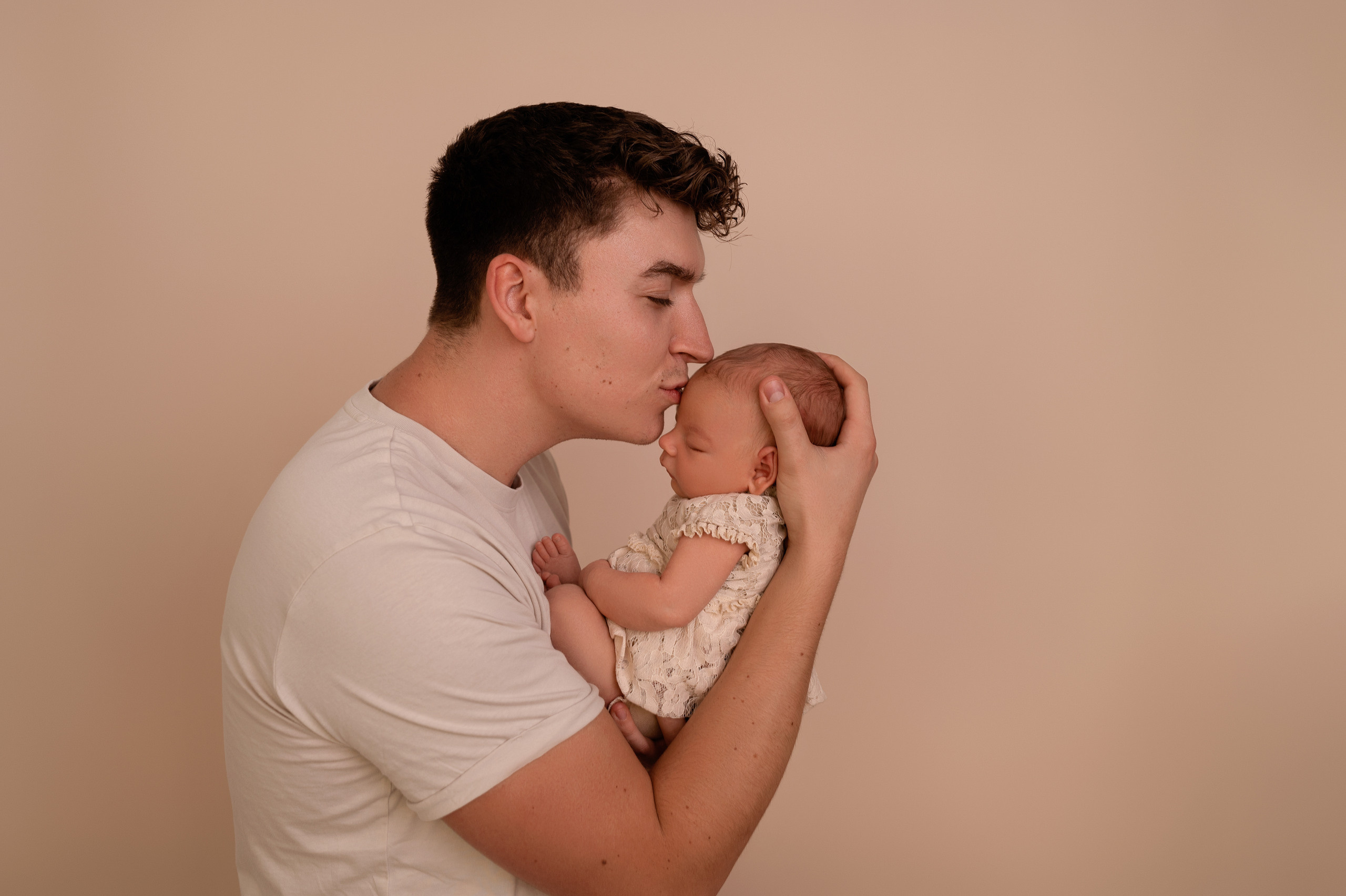 Newborn. Kinder- & Familienfotograf in Gaildorf und Umgebung Valentina Vogel