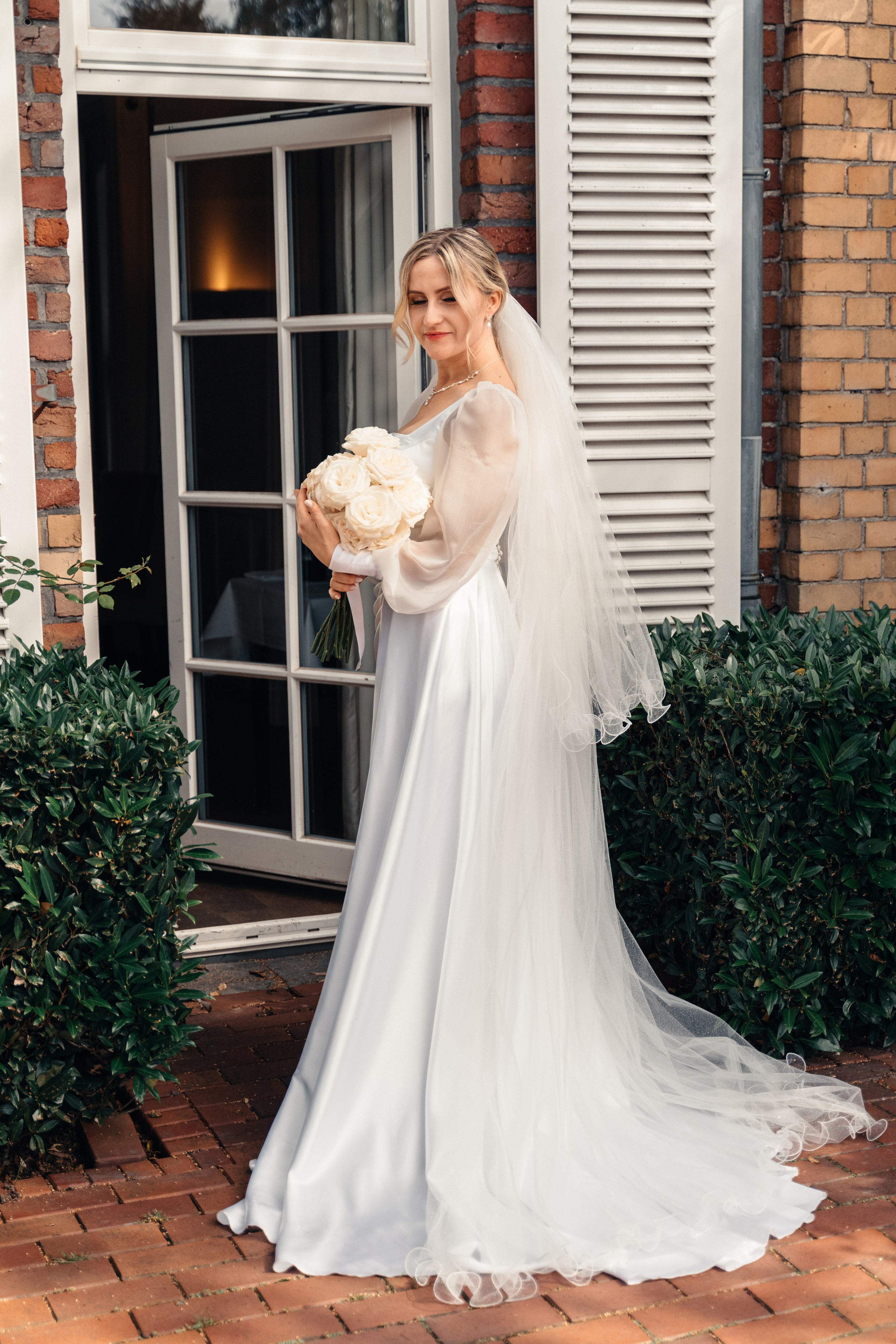 D & M im Restaurant Elfrather Mühle. Hochzeitsfotograf für Moers, Niederrhein, Düsseldorf, NRW und Deutschland