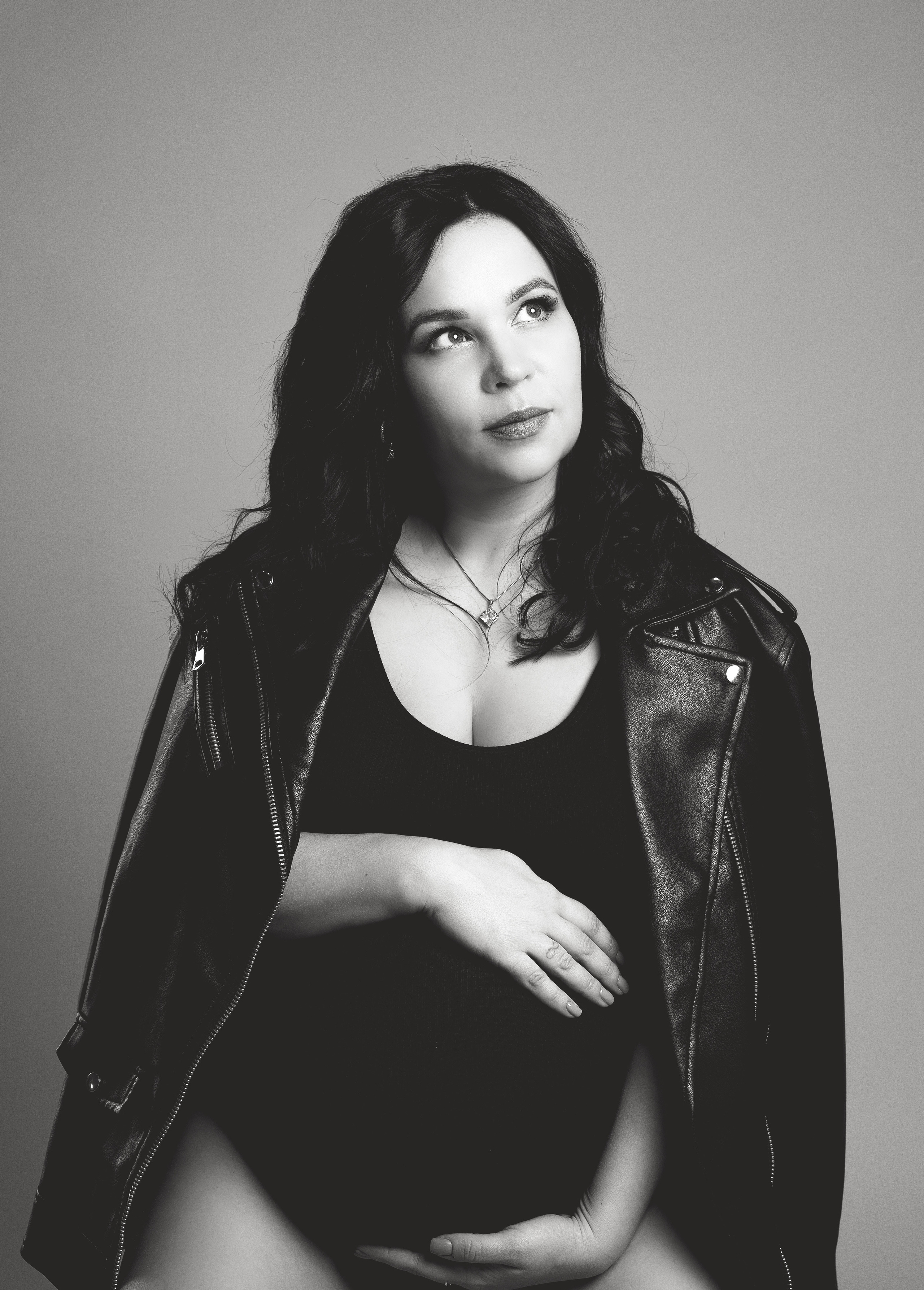 Студийная съёмка беременность. Семейный, детский и женский фотограф в Германии, Трире