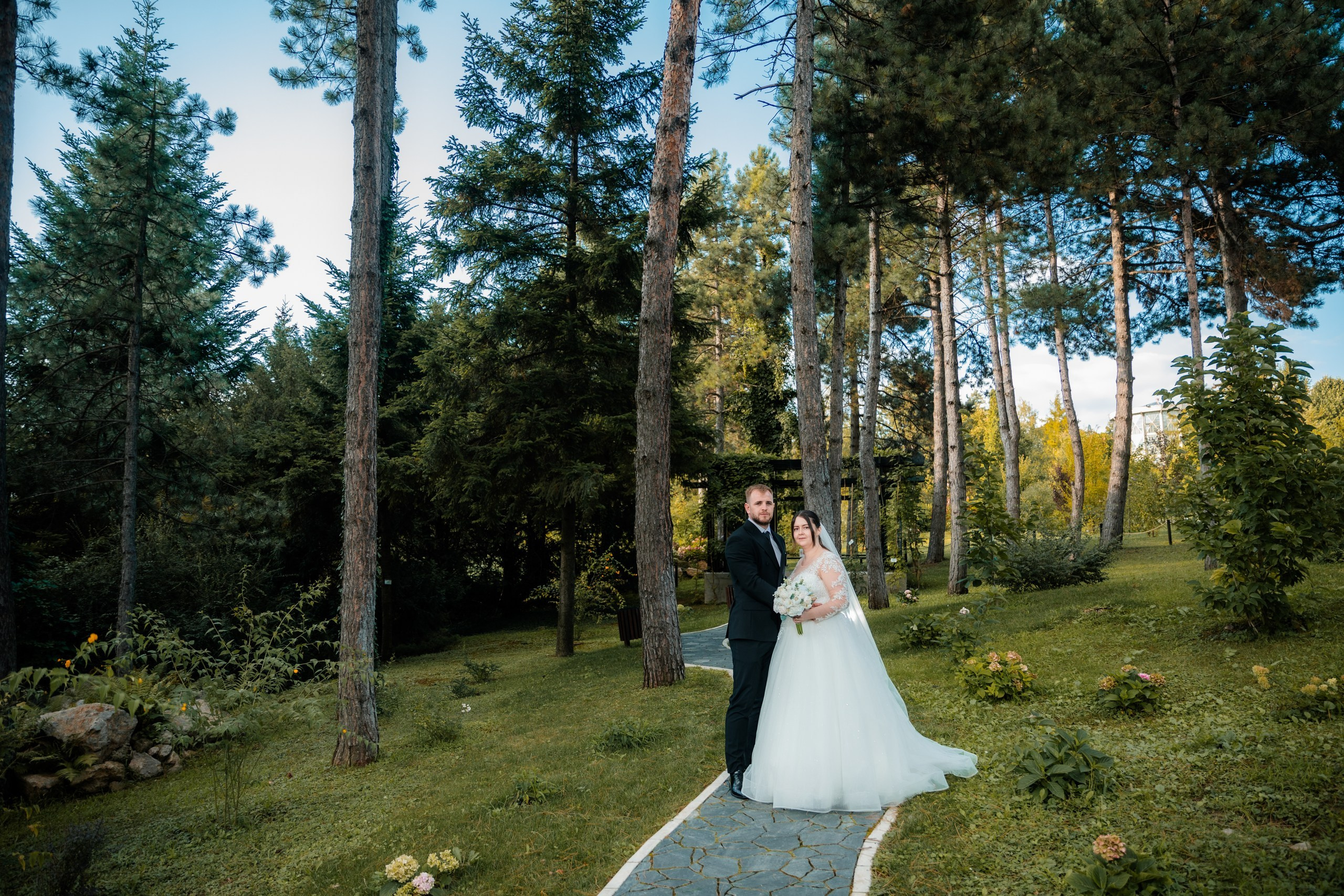 servicii foto. servicii foto Botoșani. servicii foto video Botoșani. fotograf nunta. fotograf evenimente. fotograf nunta Botoșani. Alin chirila. Alin chirila fotograf. Alinofotostudio.- Mire și mireasă – Sergiu & Liliana – ziua nunții, 2024  - Emoții în ziua nunții – Sergiu și Liliana  - Dansul mirilor – fotografie artistică nuntă 2024  - Sedinta foto romantică în natură – Sergiu & Liliana  - Rochia de mireasă și detalii de nuntă elegante