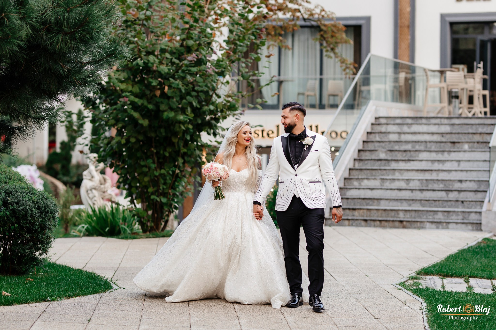 Roxana & Bogdan. Robert Blaj - Fotograf Nuntă Iași