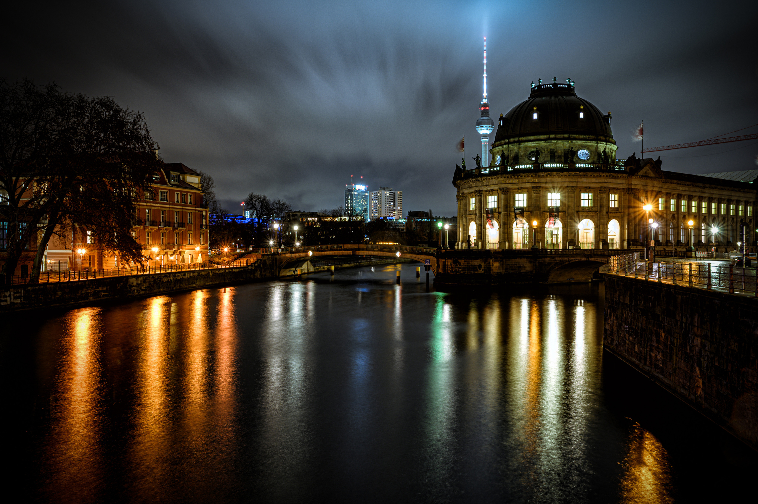 Entdecken Sie die Schönheit der Architektur: Professionelle Fotografie. Fotograf in Berlin Brandenburg (Familien, Kinder, Paare, Hochzeiten)