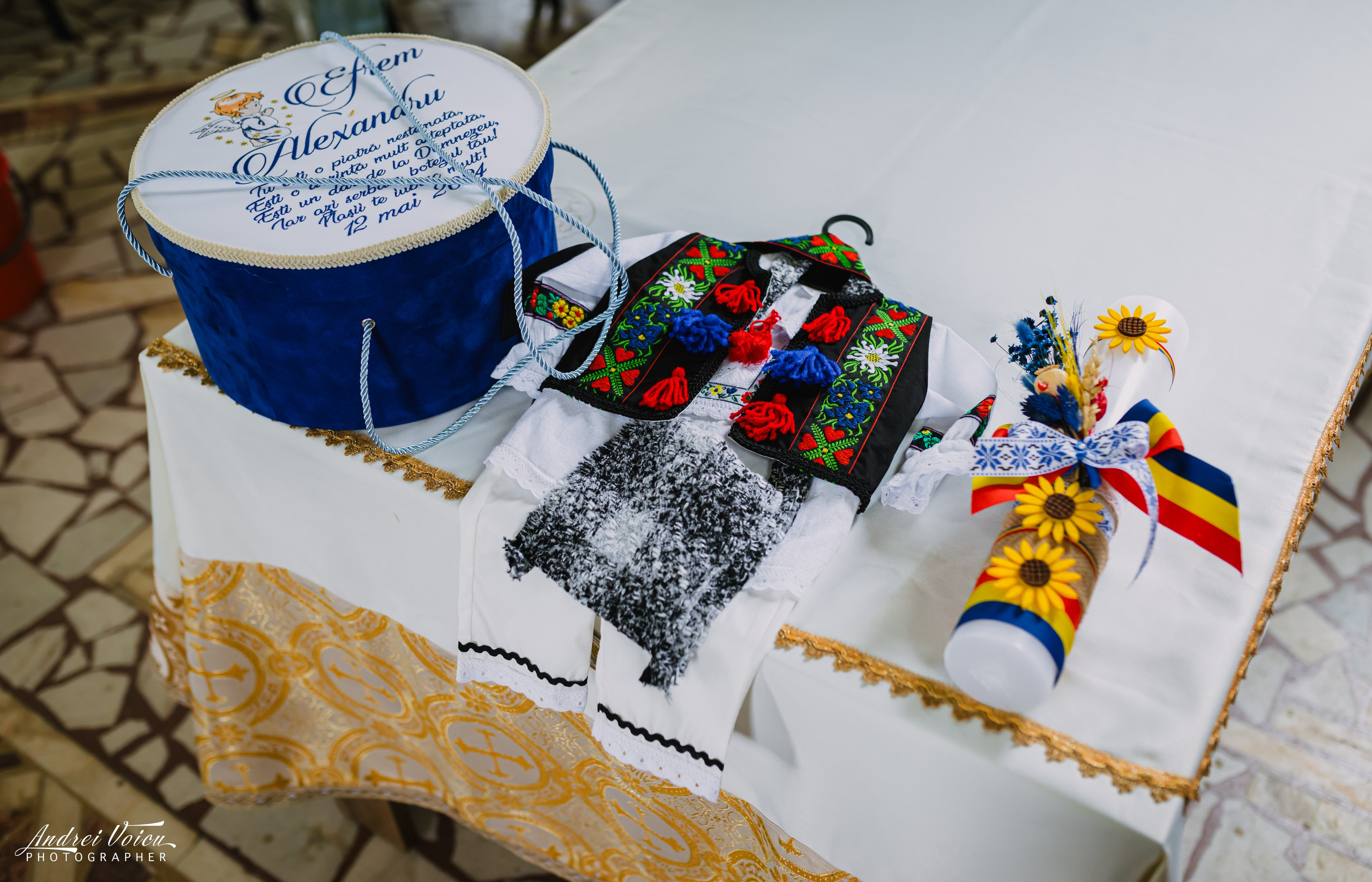 Fotografia de botez. Andrei Voicu Fotograf. Povești nescrise, surprinse atent