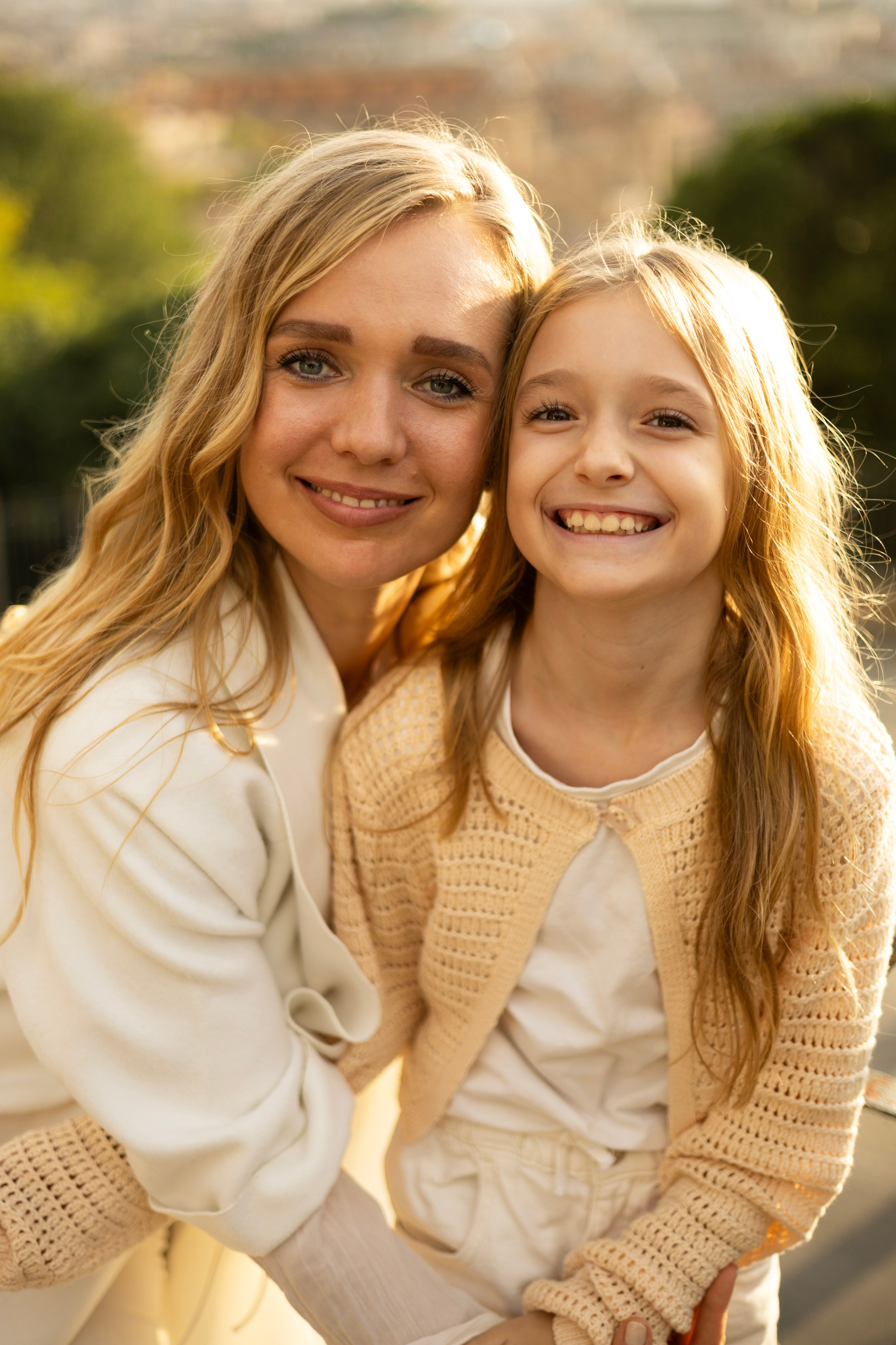 FAMILY. Hi! My name is Irena, and I’m a professional photographer specializing in family photography, love stories, and individual photoshoots