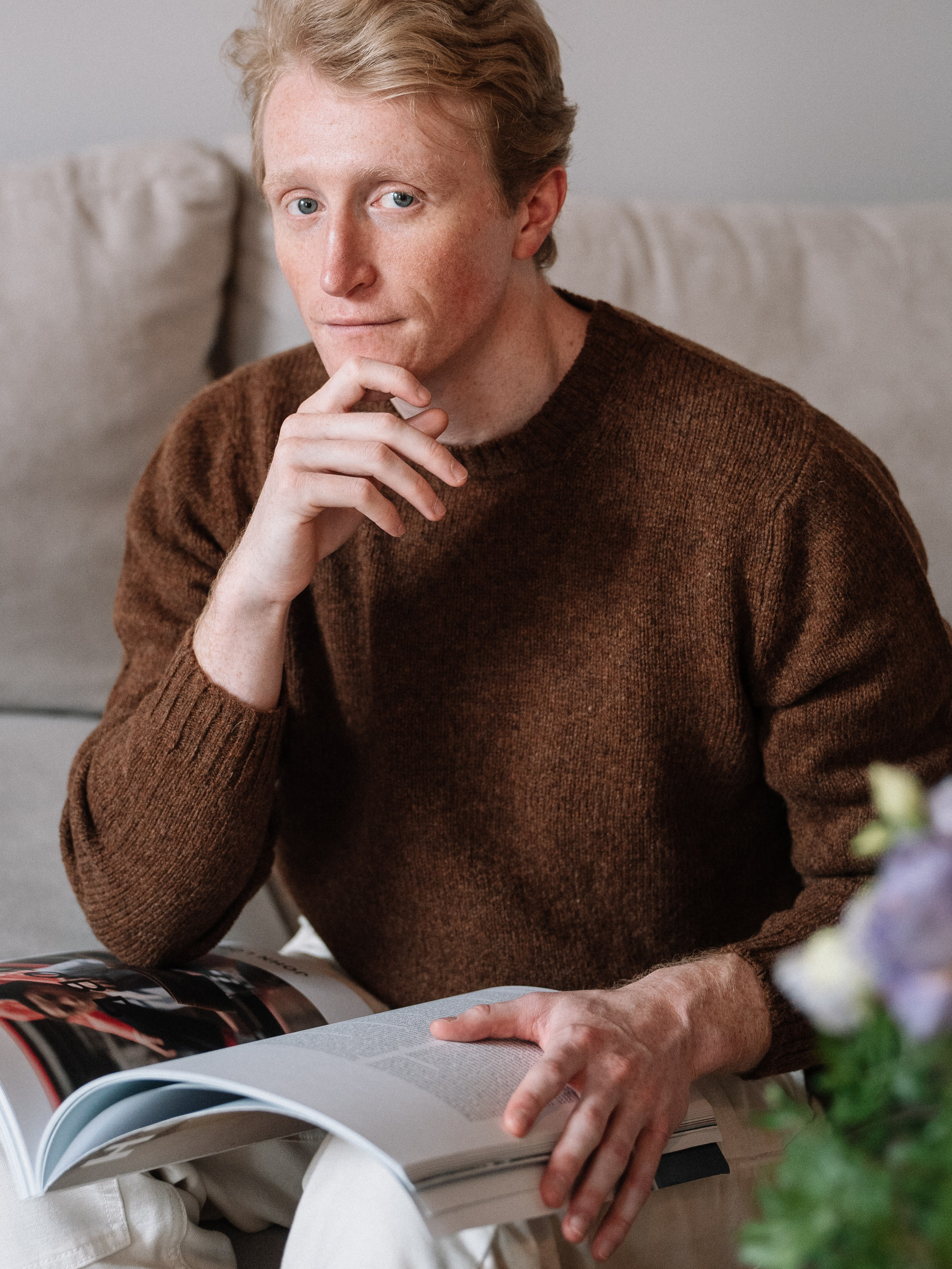 Fotografía lifestyle Madrid. sesión de fotos en estudio Madrid. sesión fotográfica individual Madrid. Fotógrafo en Madrid, España. Alyona Belyaninova