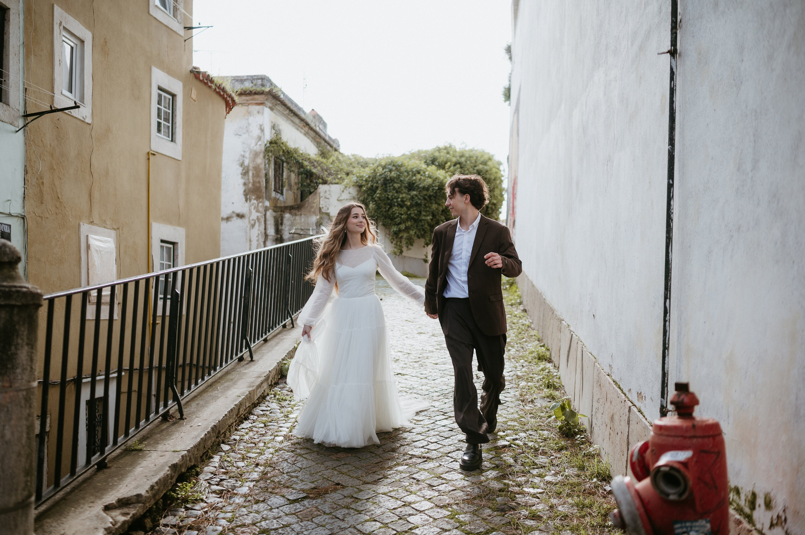 Ședință foto romantică în Lisabona – Inspirație pentru fotografiile de nuntă. Valentin Melen - fotograf de nunta 🤍