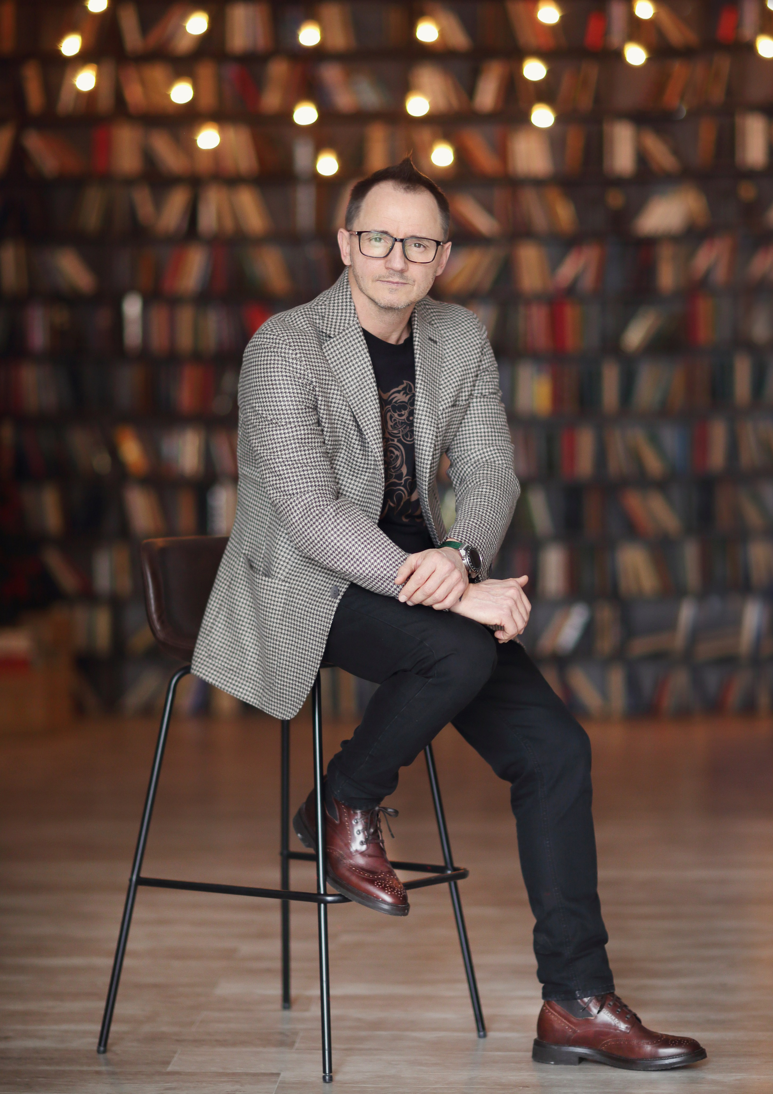 Adults. Luxury wedding, portrait, family photographer over Europe