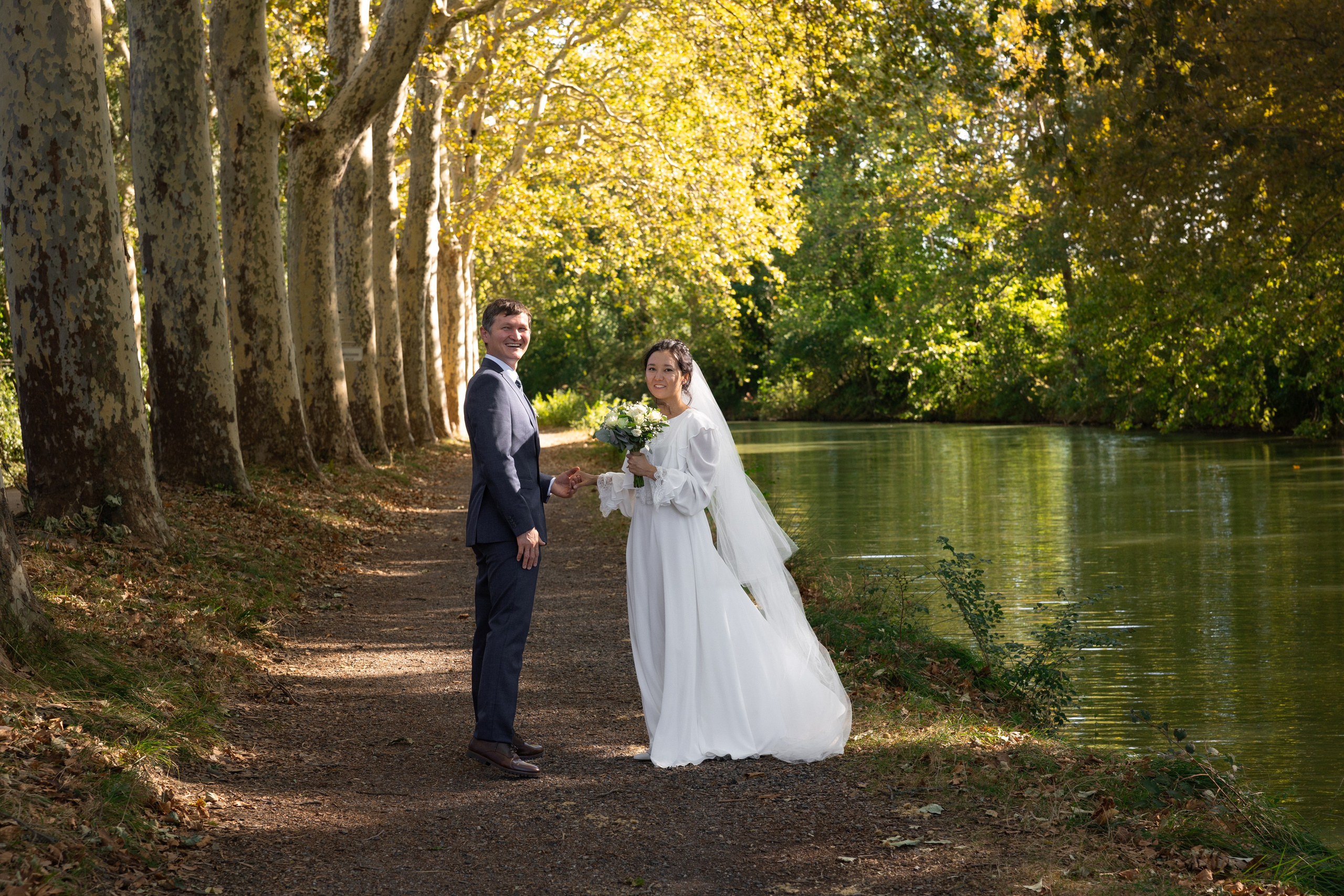 Wedding on Canal du Midi. Eugénie Smirnova — Photographe à Toulouse et dans le Sud-Ouest