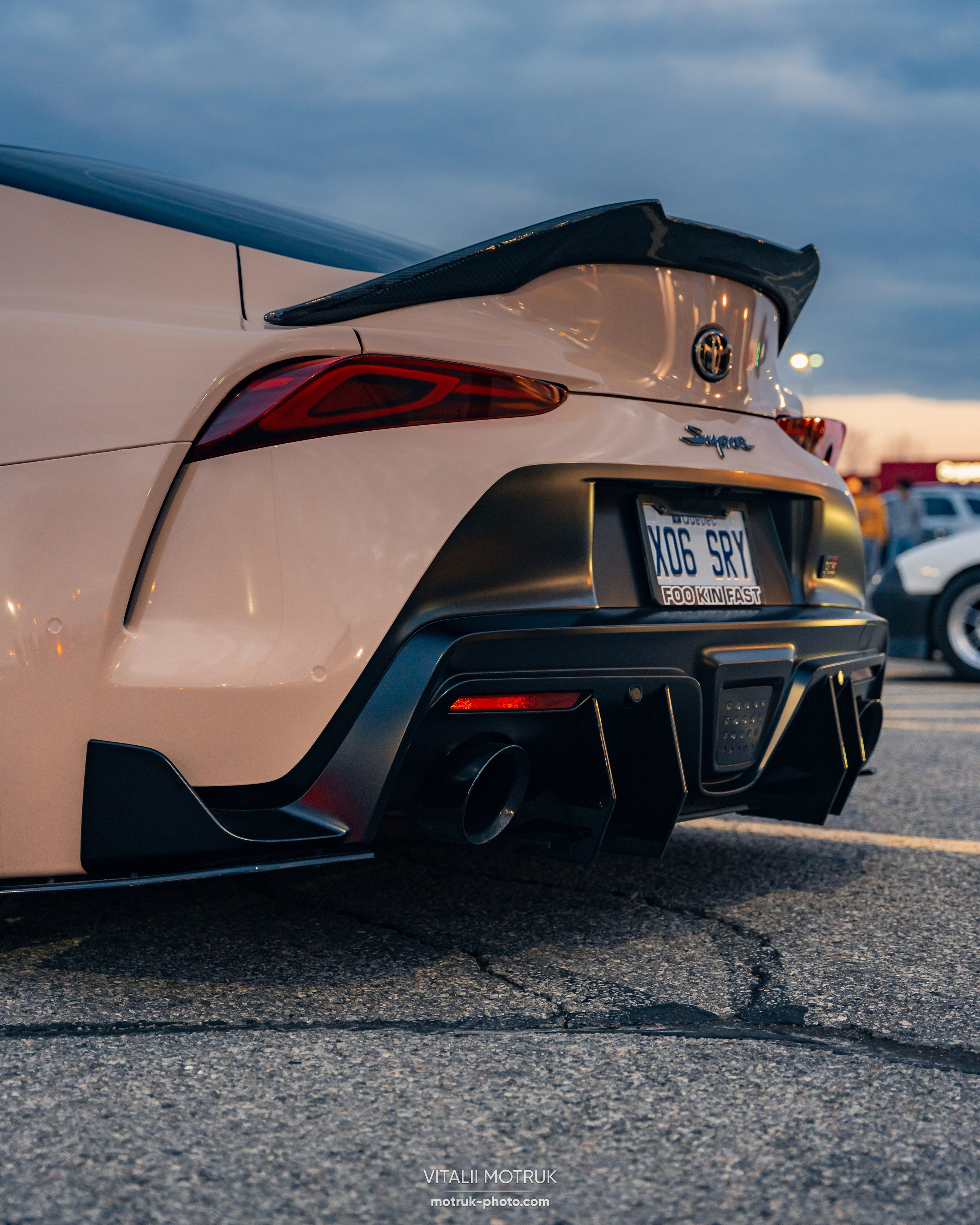 Car meet: 514 bimmers. Photographe de voitures à Paris — Vitalii Motruk