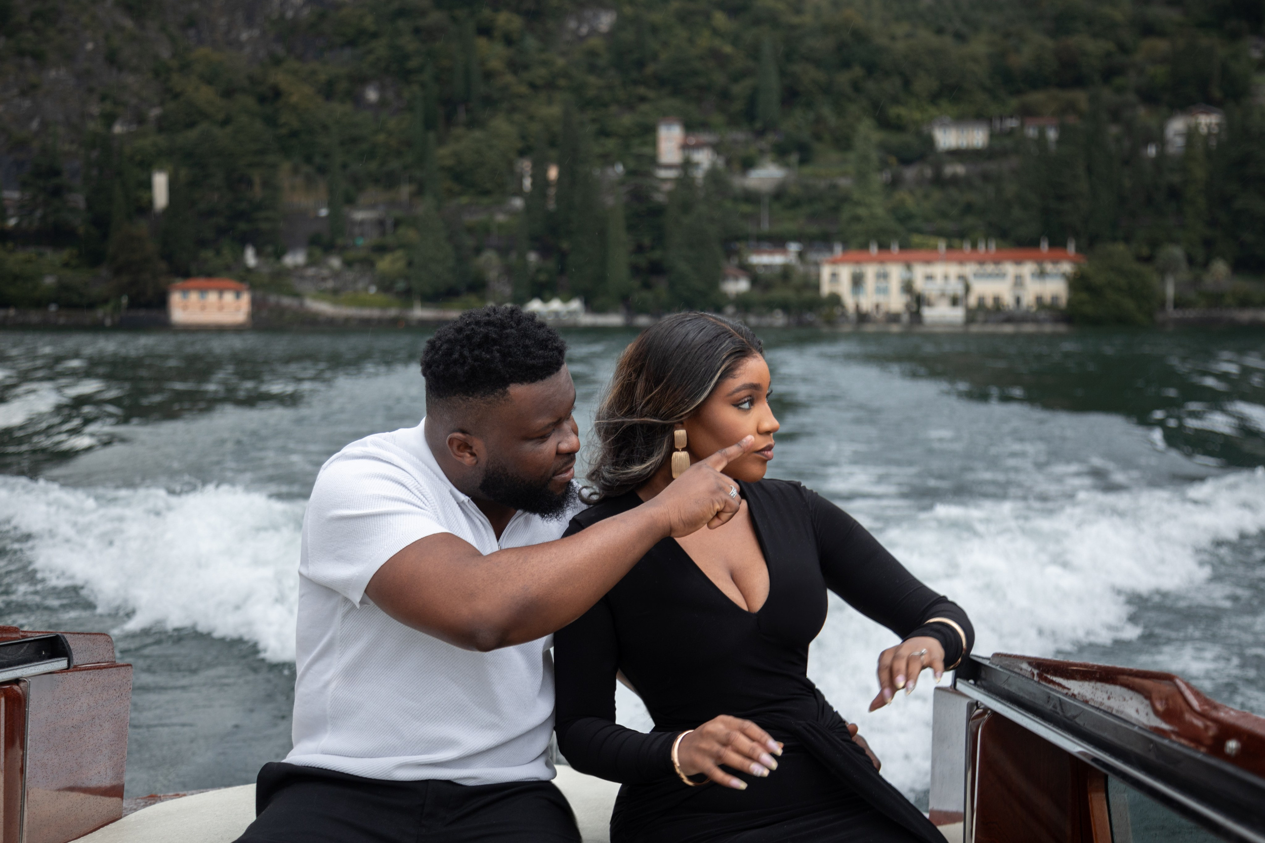 Varenna boat tour. Photographer in Milan |Mila Pro Photo