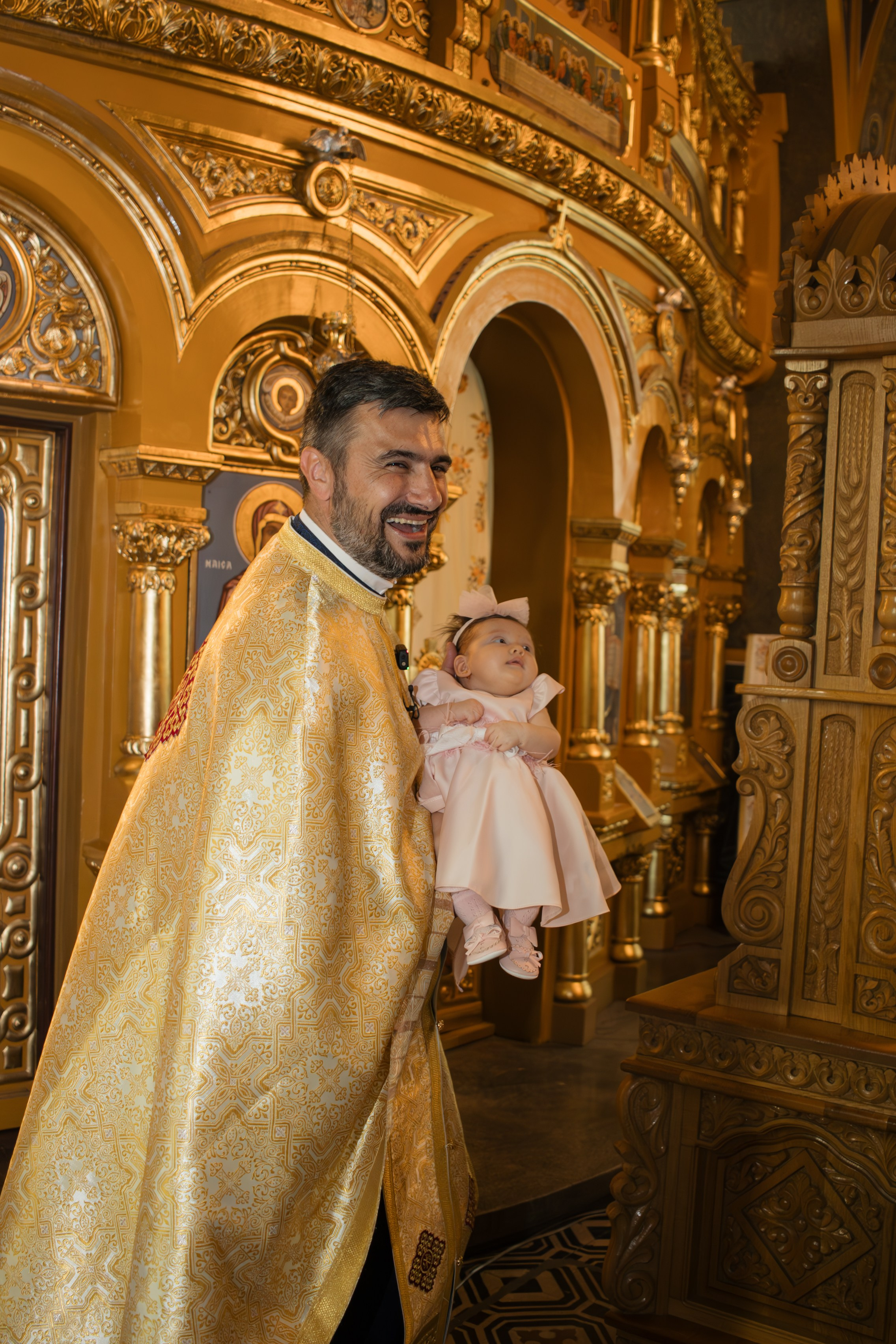 Anastasia. Fotograf si videograf — evenimente si studio