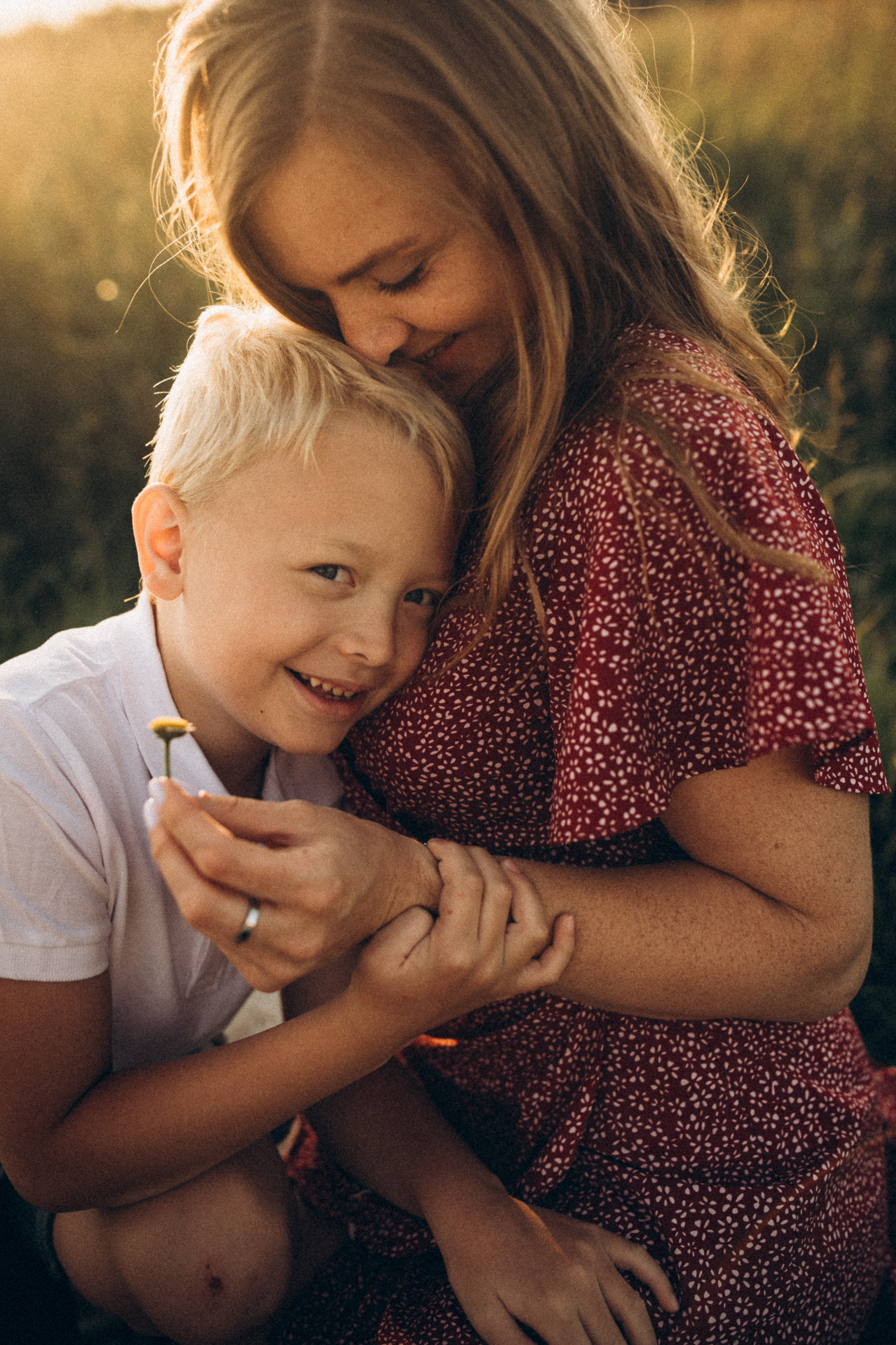 Families. Wedding & Family photographer in County Donegal and Dublin, Ireland