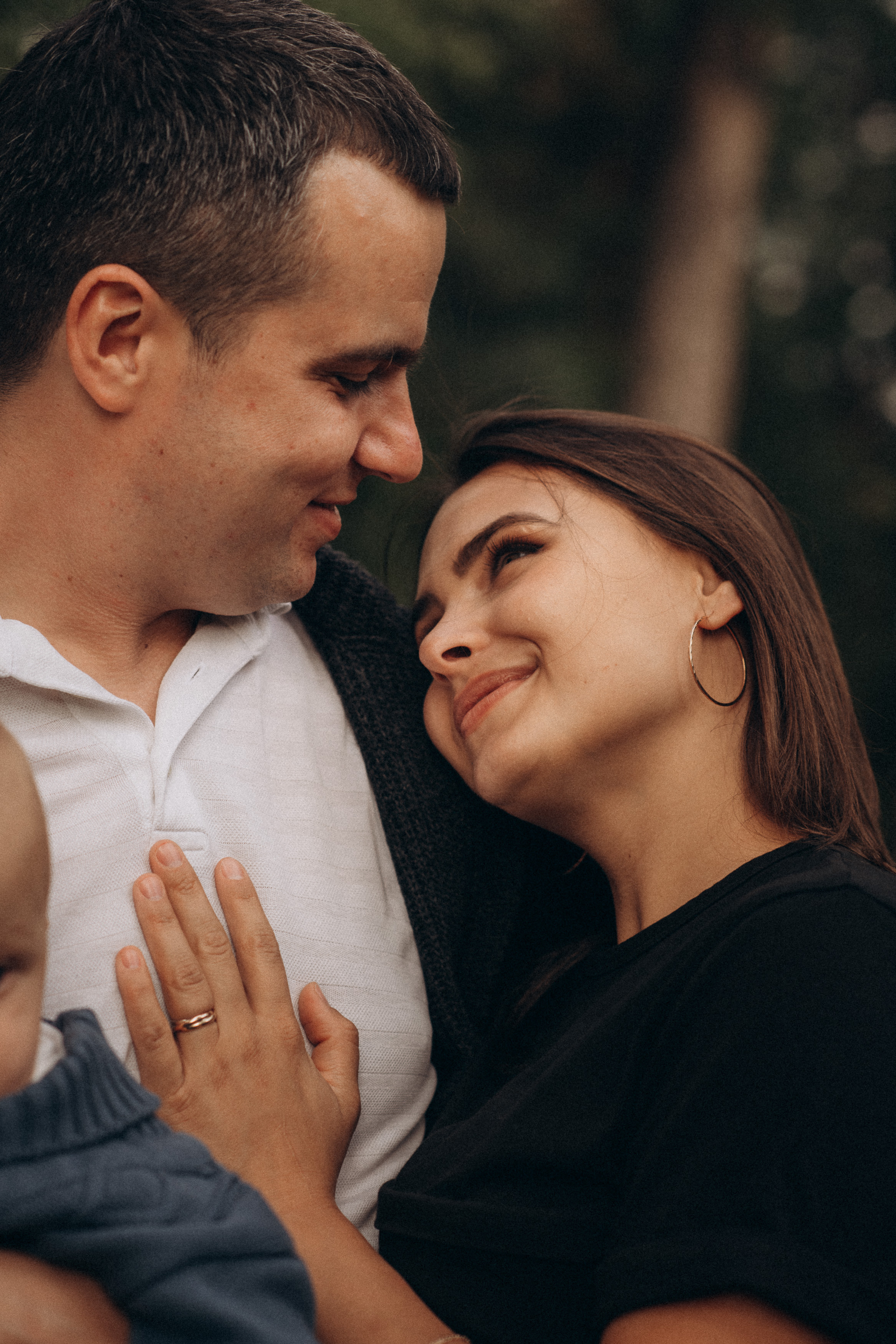 Family with baby photoshoot in the park. Wedding & Family photographer in County Donegal and Dublin, Ireland