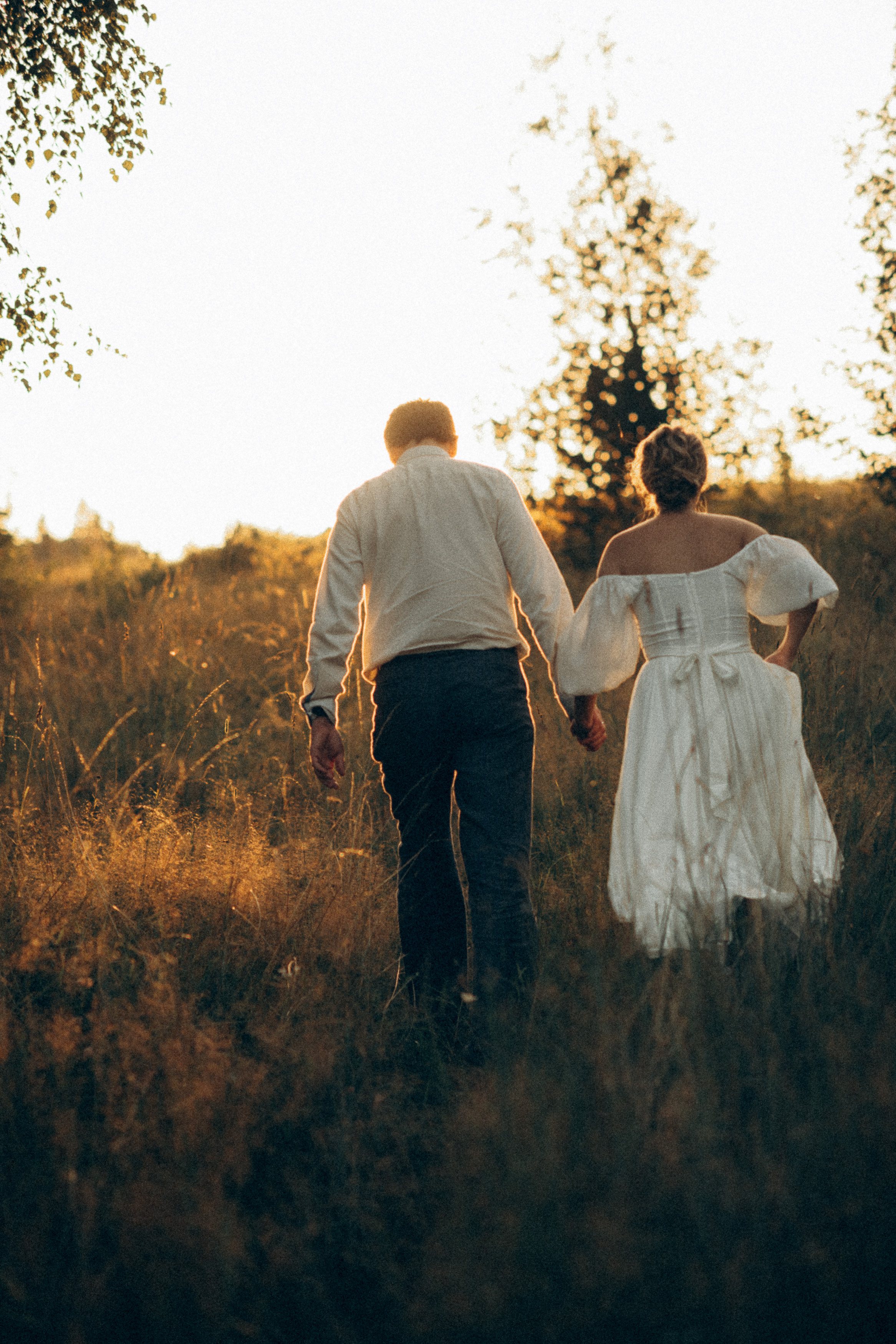 Micro-wedding summer photoshoot. Wedding & Family photographer in County Donegal and Dublin, Ireland