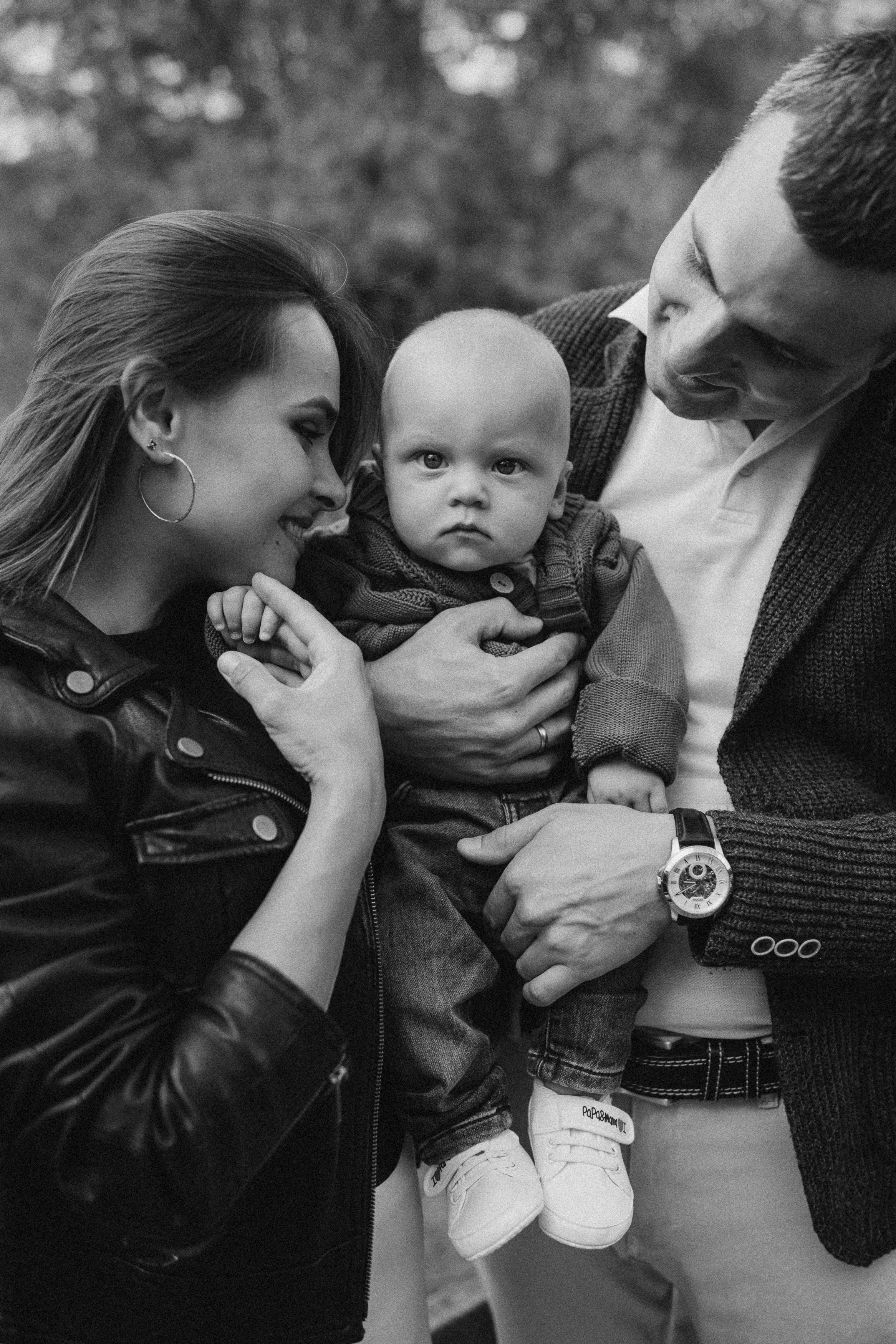 Family with baby photoshoot in the park. Wedding & Family photographer in County Donegal and Dublin, Ireland