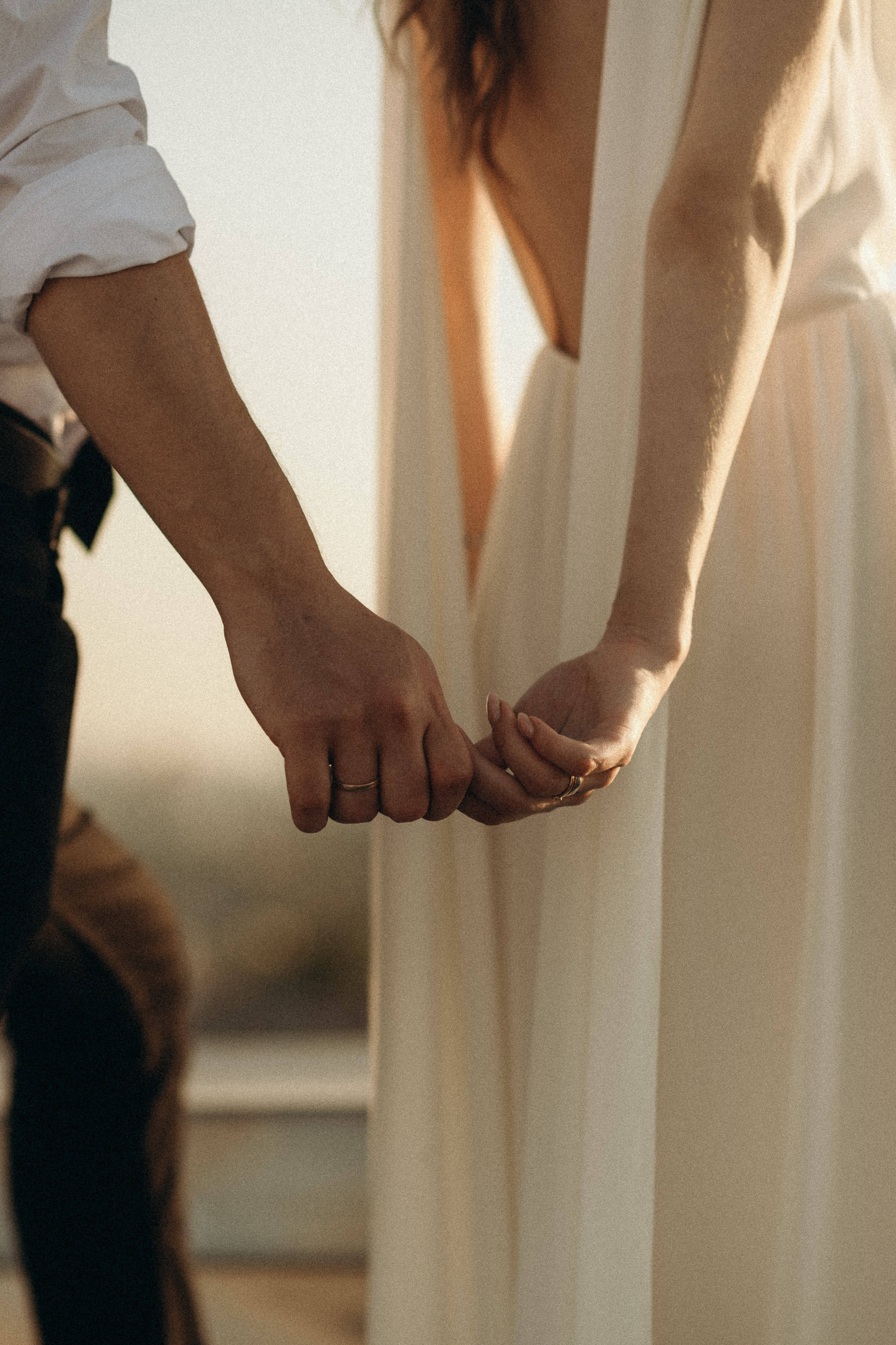 Elopement photography in the city on the roof. Wedding & Family photographer in County Donegal and Dublin, Ireland