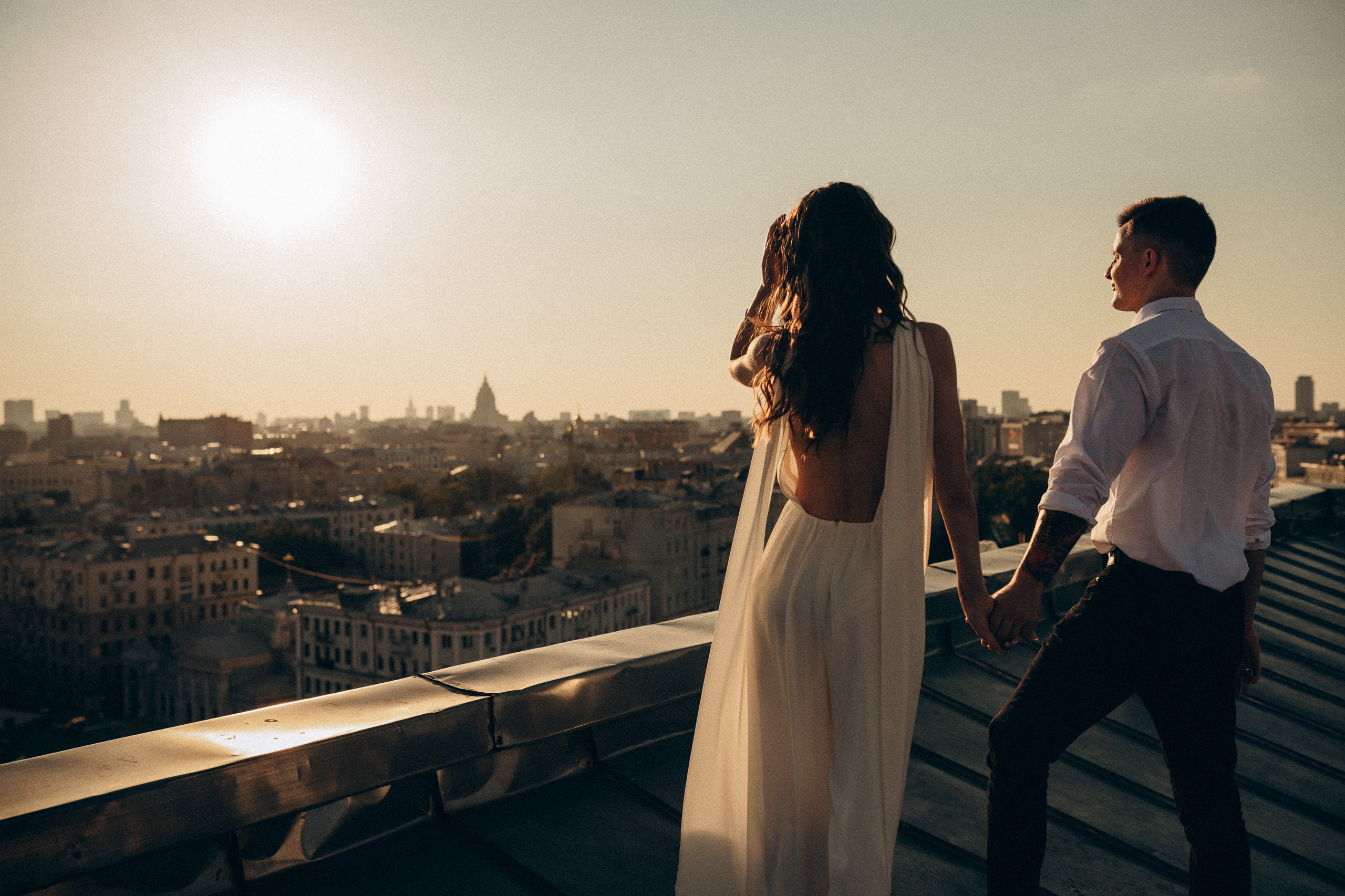 Elopement photography in the city on the roof. Wedding & Family photographer in County Donegal and Dublin, Ireland