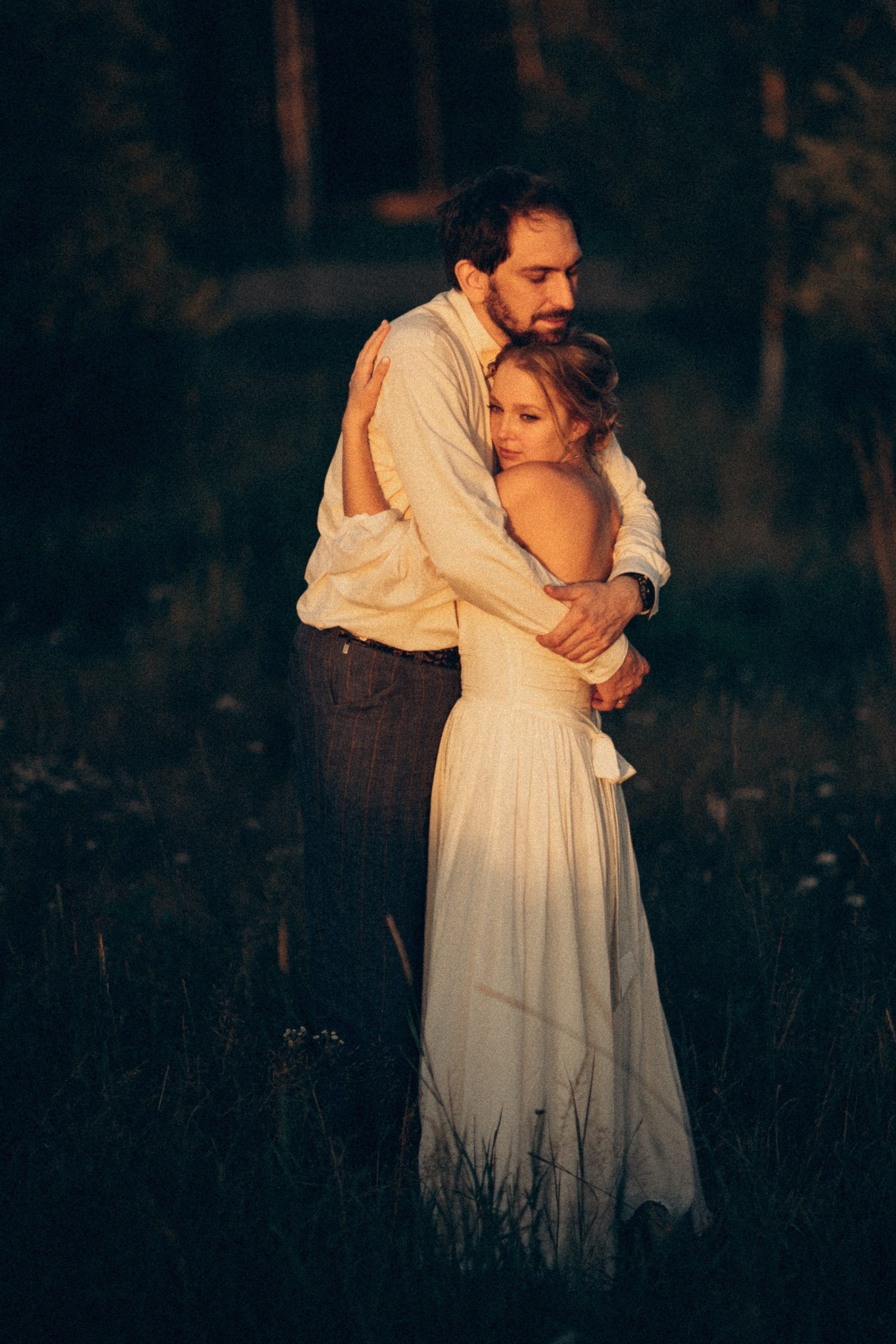 Micro-wedding summer photoshoot. Wedding & Family photographer in County Donegal and Dublin, Ireland