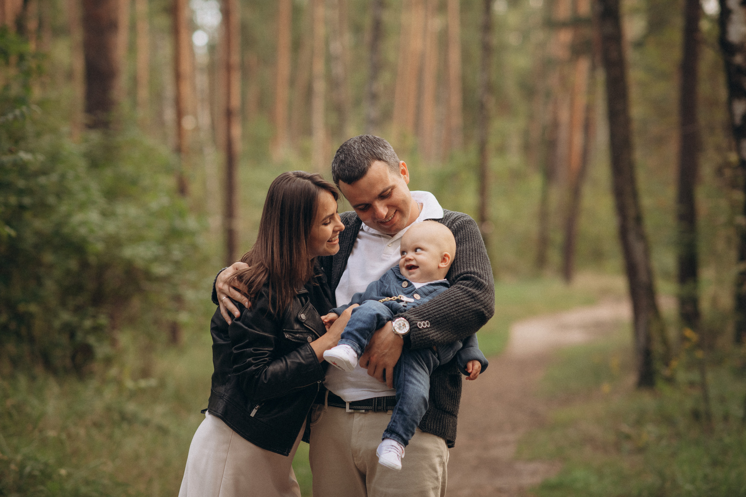 Family with baby photoshoot in the park. Wedding & Family photographer in County Donegal and Dublin, Ireland