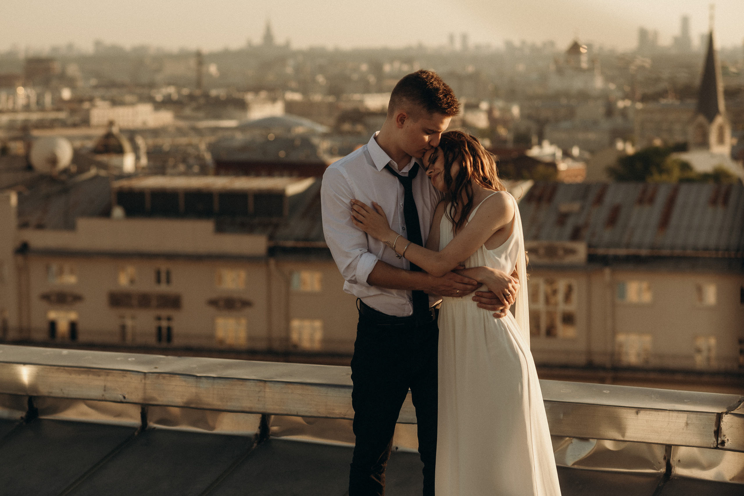 Elopement photography in the city on the roof. Wedding & Family photographer in County Donegal and Dublin, Ireland