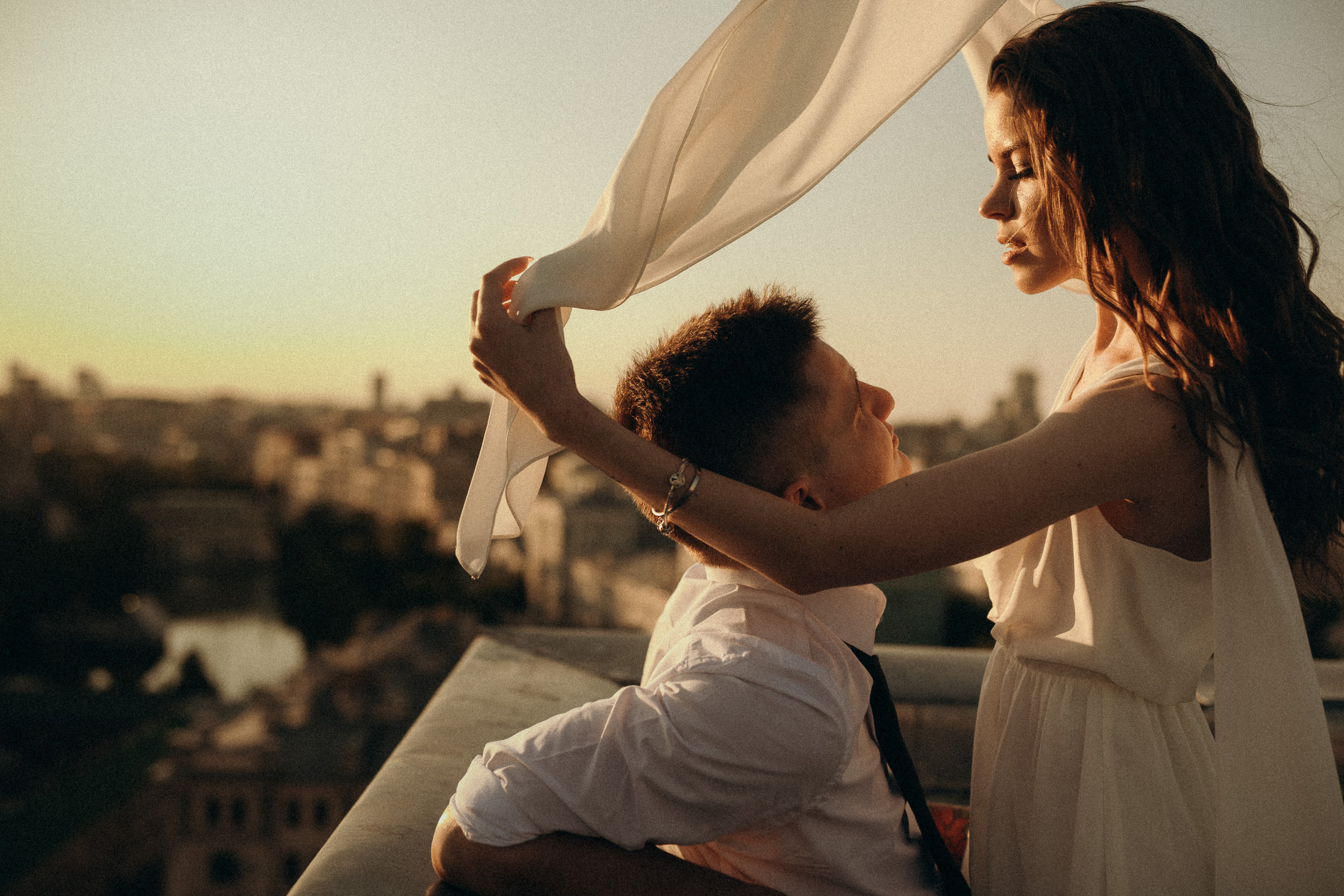 Elopement photography in the city on the roof. Wedding & Family photographer in County Donegal and Dublin, Ireland