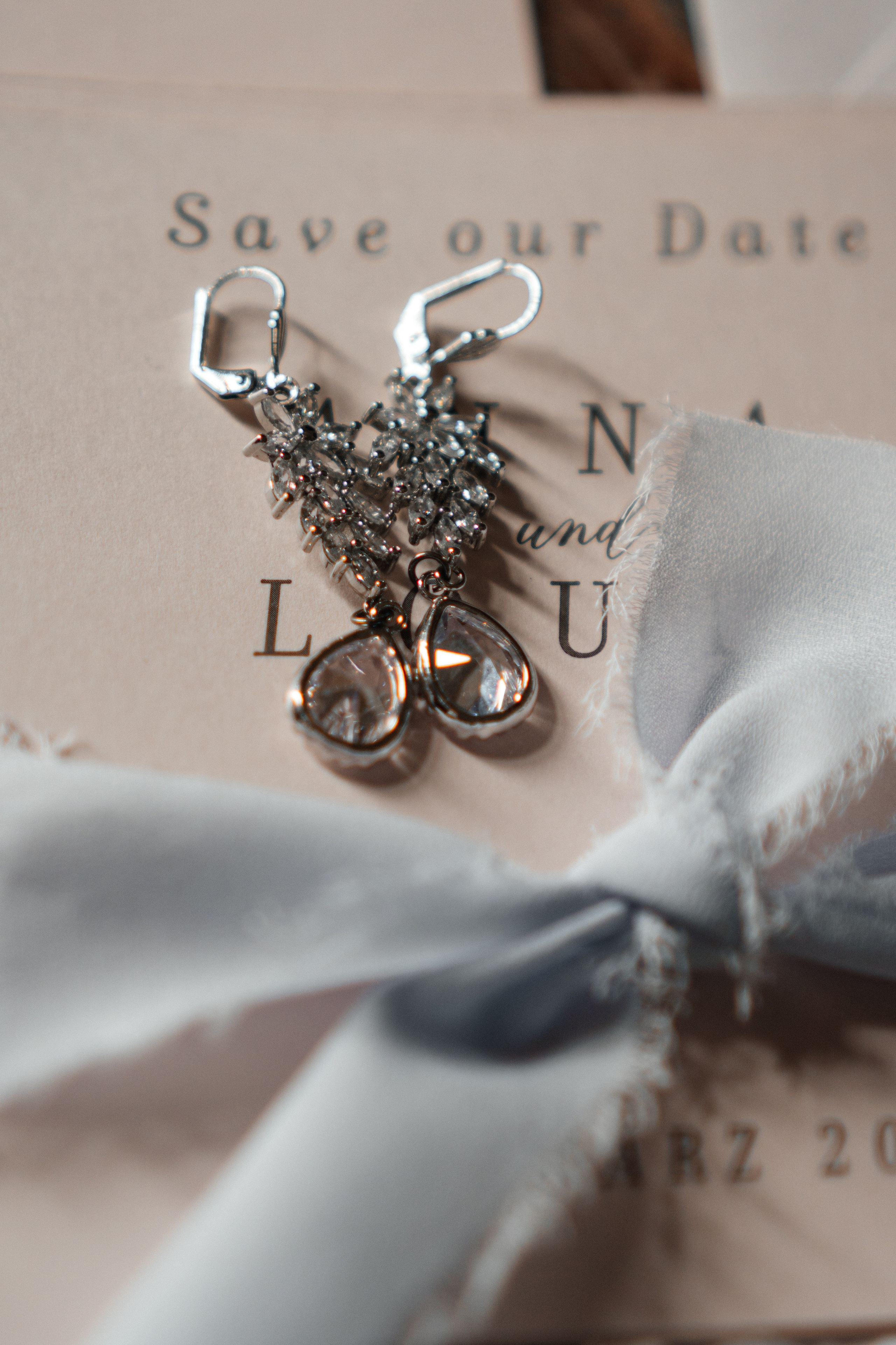 J & C im Schloss Arenfels. Wedding Photographer Germany