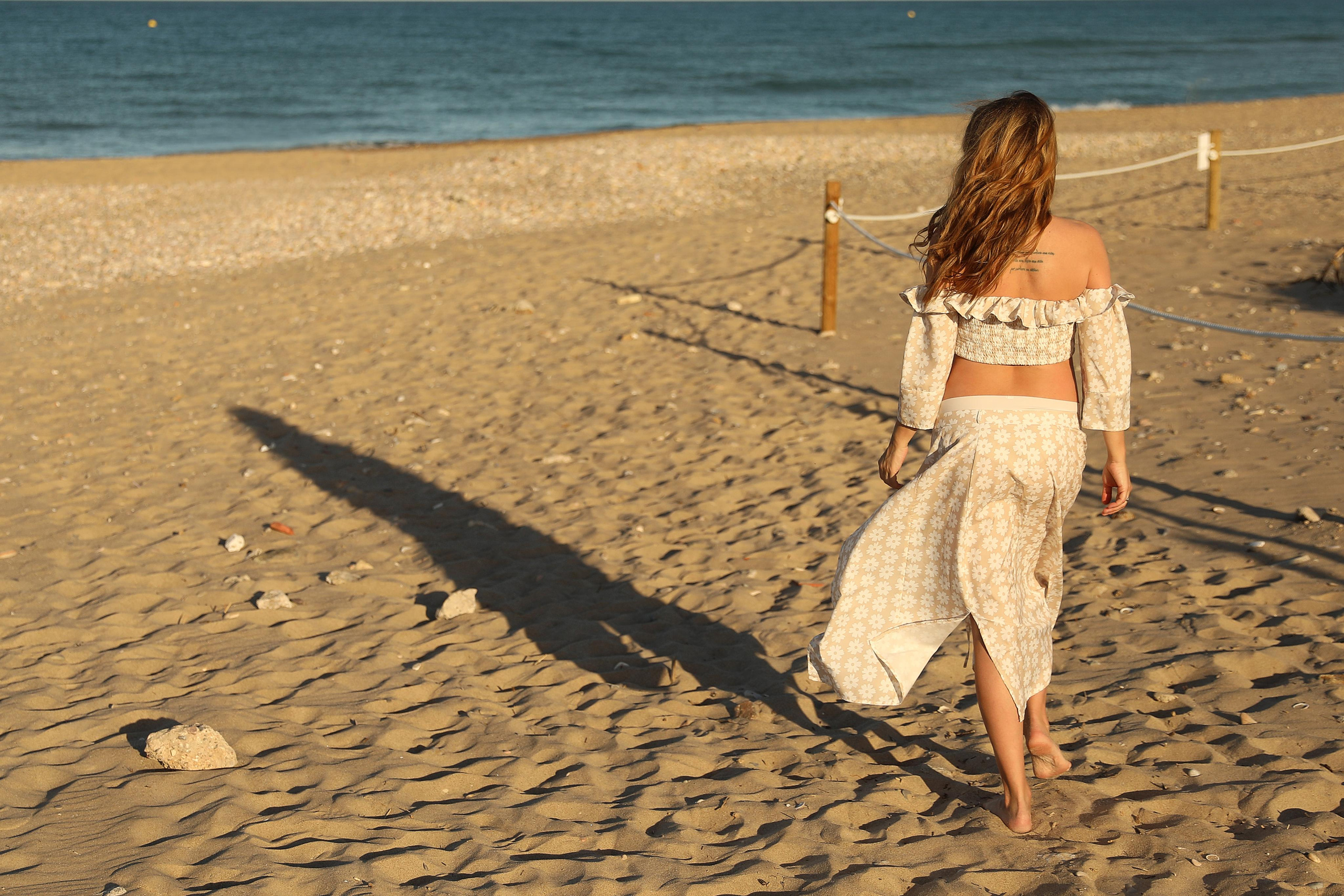 Premamá en Exterior. Fotografía de Eventos, Embarazo y Familiar en Pirineos