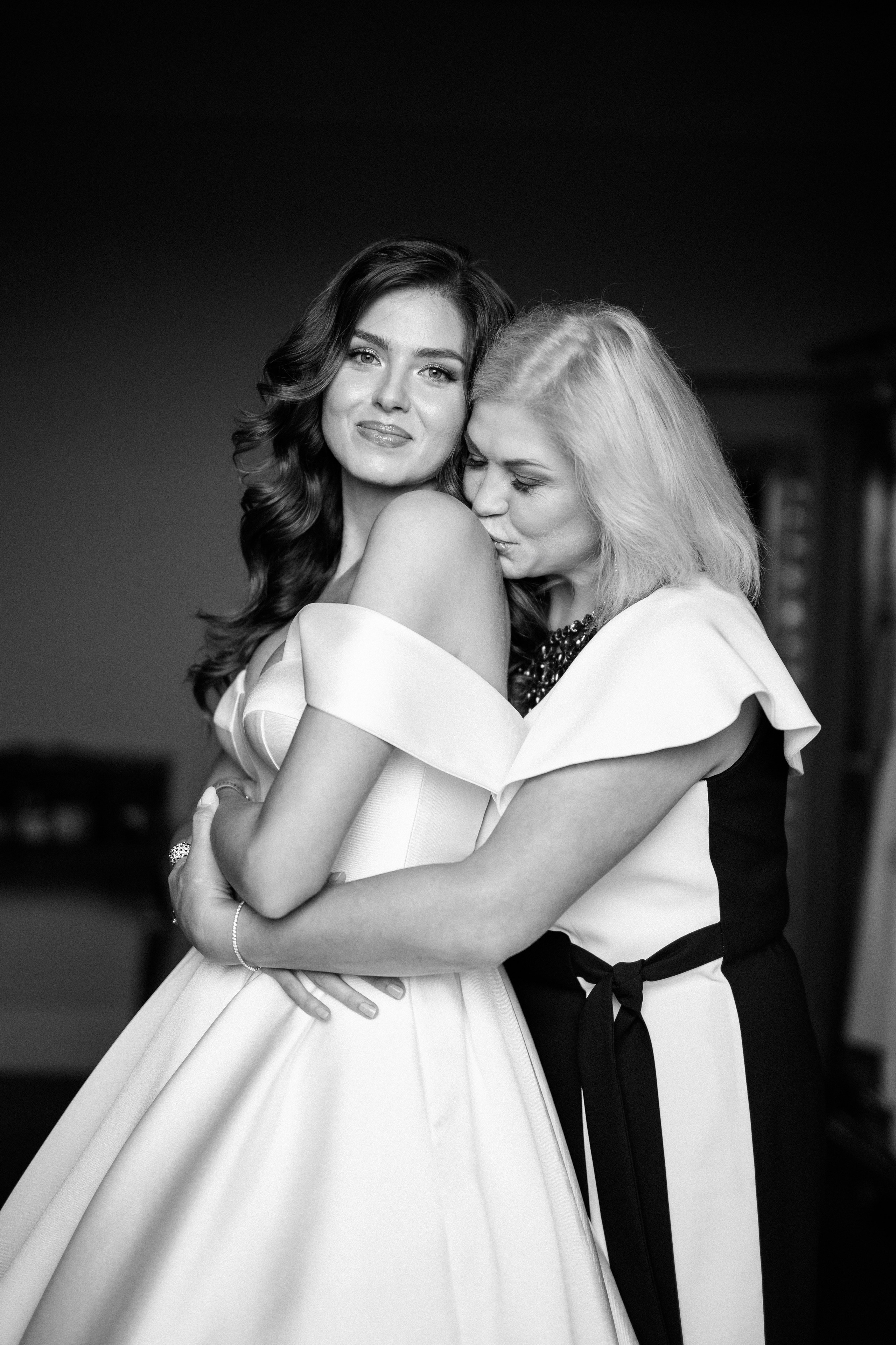 Destination wedding Photographer Italy Tuscany Rome Como Umbria. Wedding Photographer Rome Tuscany Como Sicily Puglia Amalfy Italy- Oksana Savenchuk