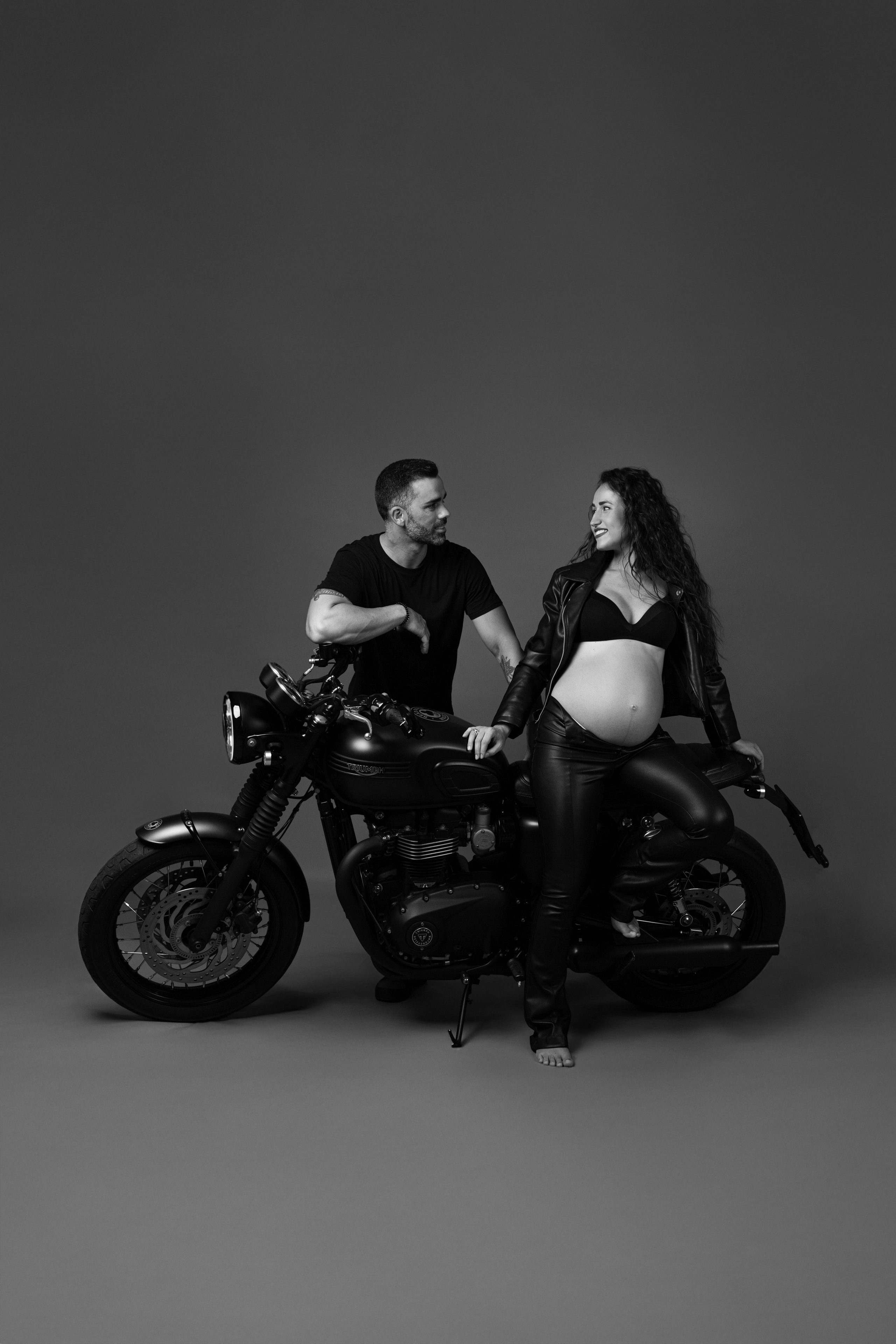 mejor fotógrafo embarazo Almería , Estudio profesional Almería , sesión fotos embarazo , fotógrafo Embarazo Almería , sesión de Embarazo al aire libre ,fotos embarazo , ofertas sesión Embarazo , sesión premamá , Estudio Embarazo , sesión embarazo con pareja, fotografía natural embarazo ,