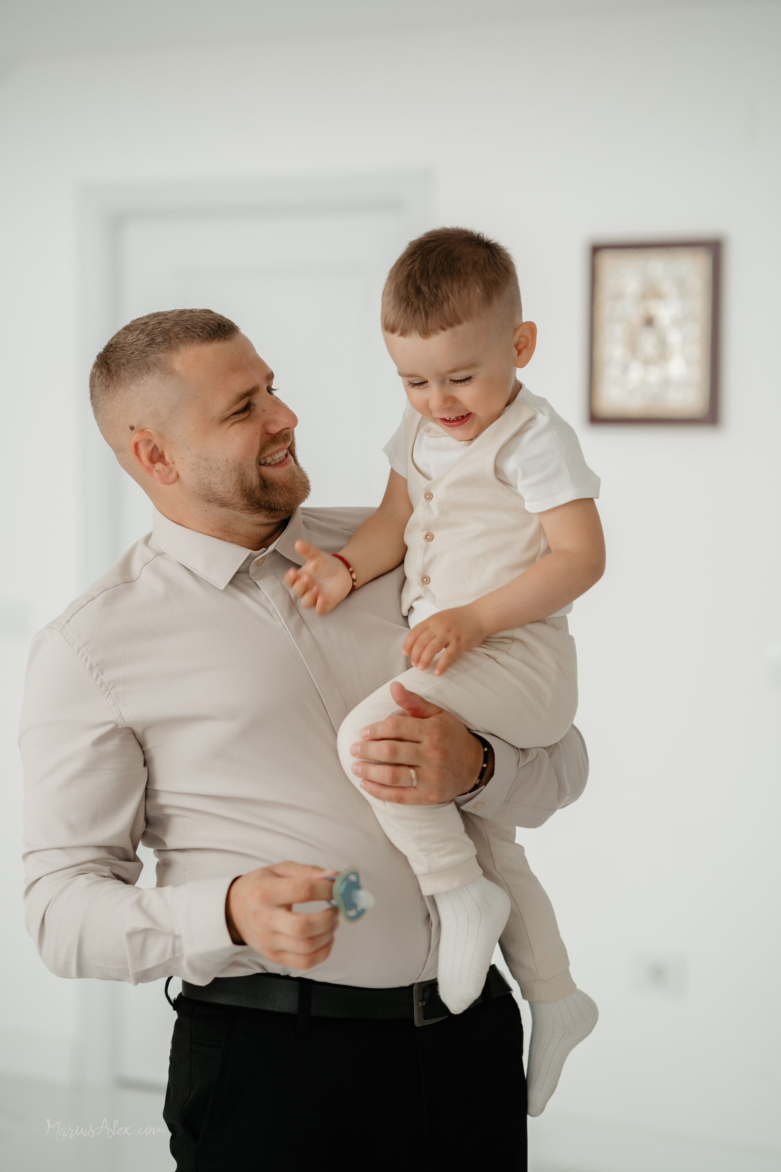 Botezul micutei Iasmina Antonia. Marius Alex fotograf de eveniment si portret din Suceava