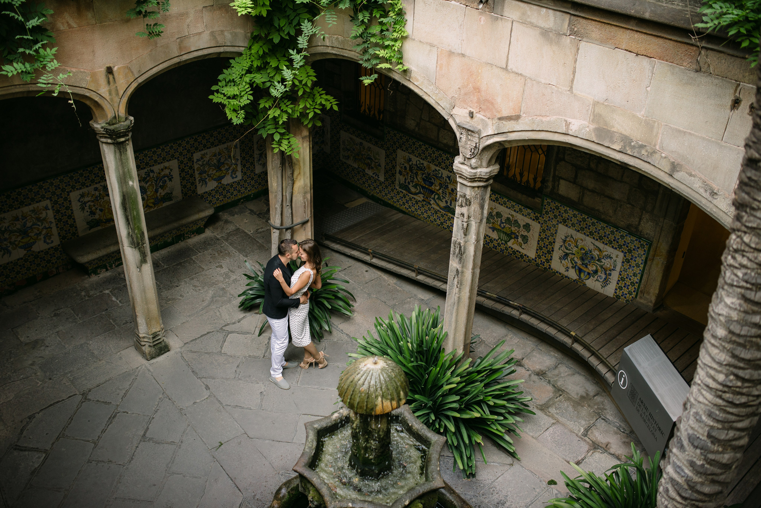 Nadia&Leo sesión fotográfica en Barcelona. Fotógrafo profesional Bilbao