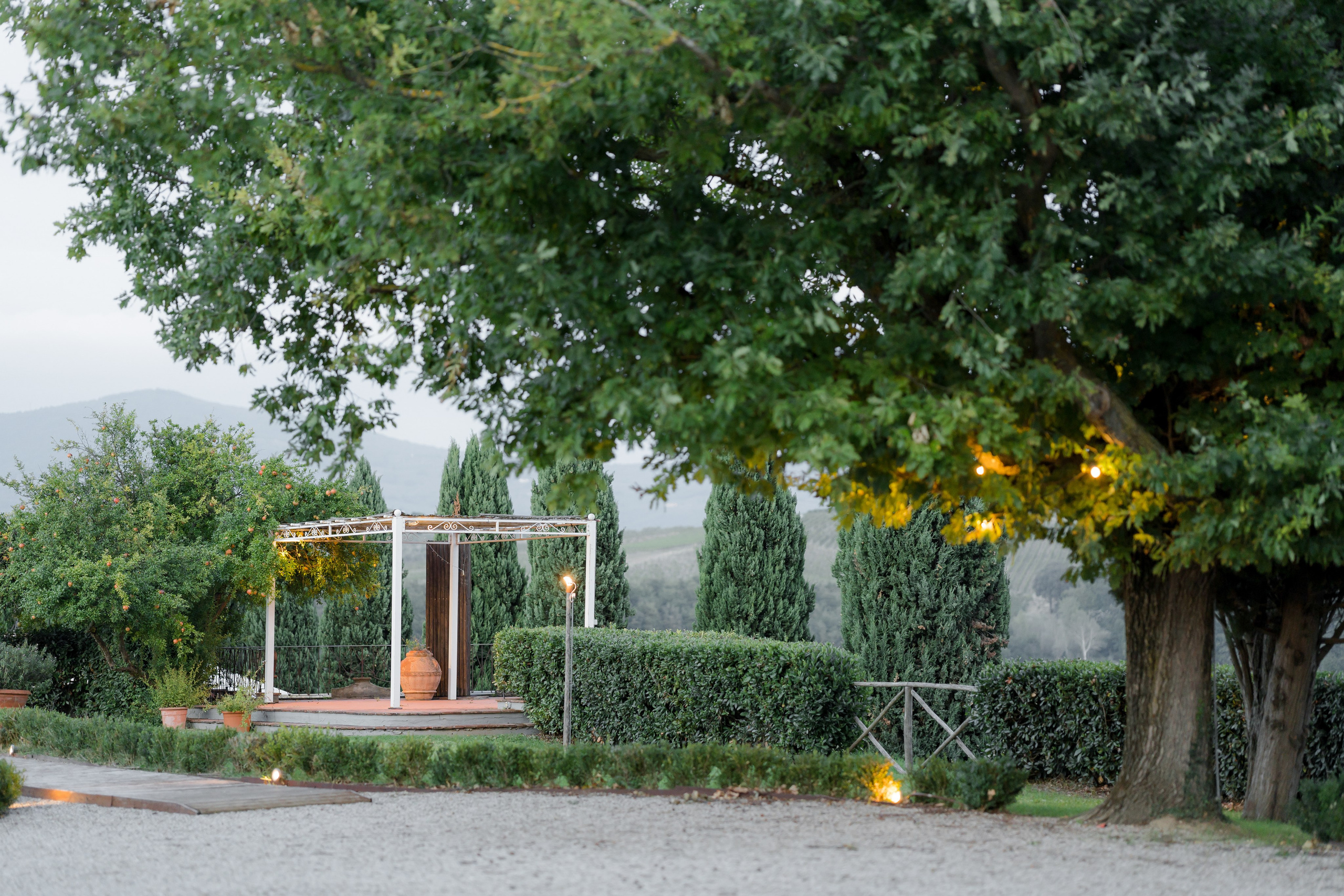 Dom&Ally. Wedding photographer Italy