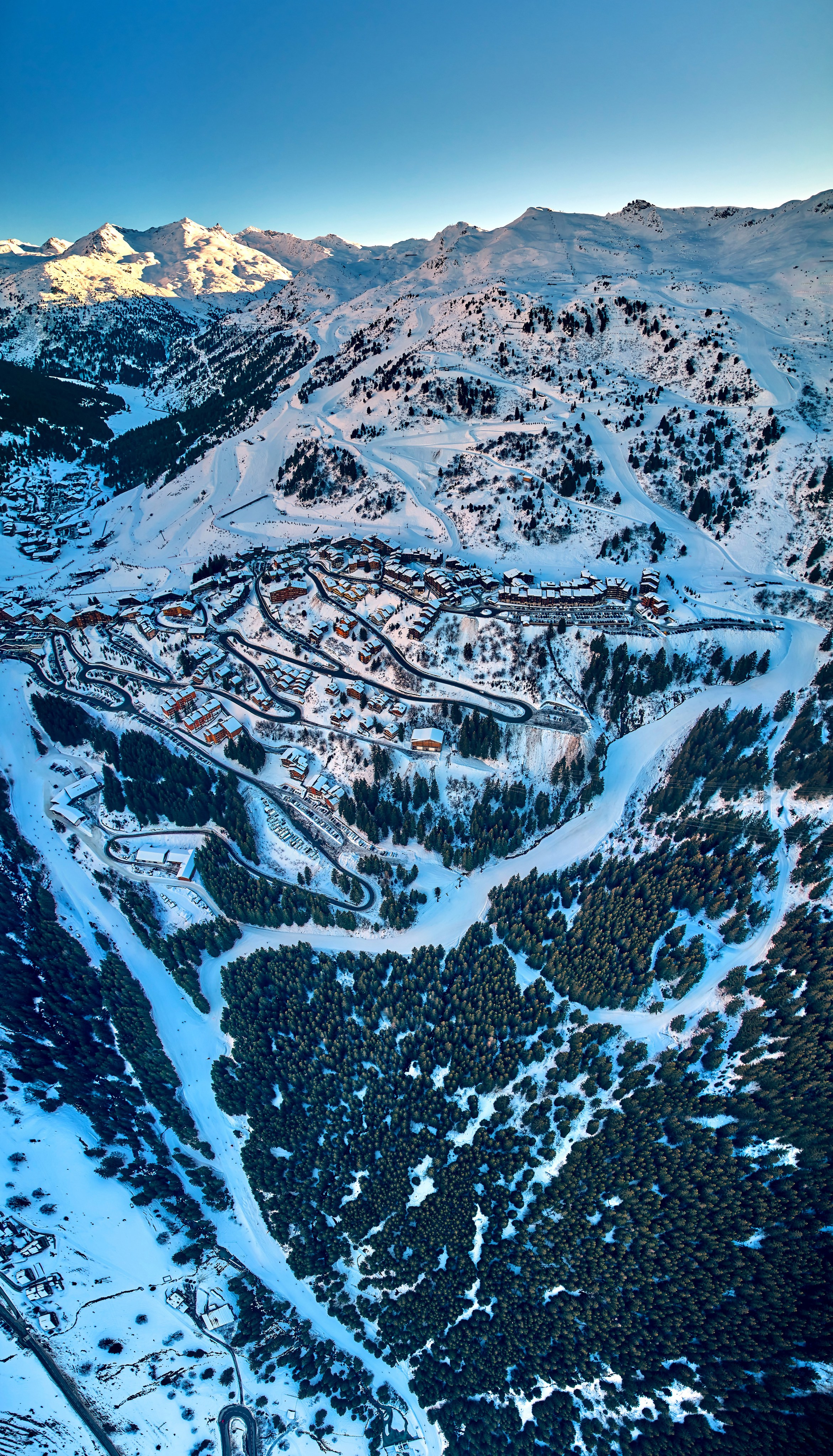 House of God. French Alps. Three Valleys. Aerial. Андрей Шипилов — Фотография & Видеография