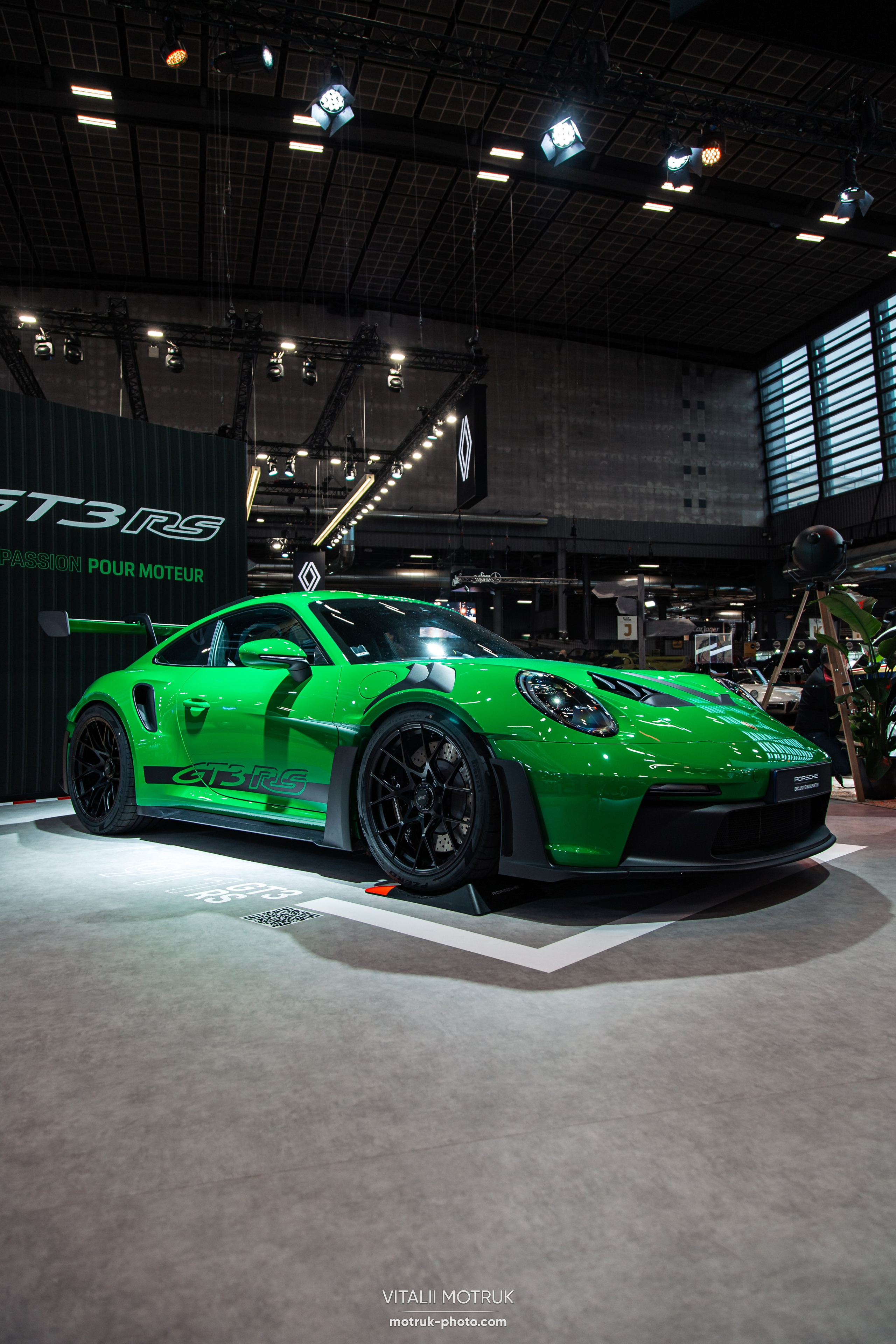 Retromobile 2023. Photographer in Paris — Vitalii Motruk