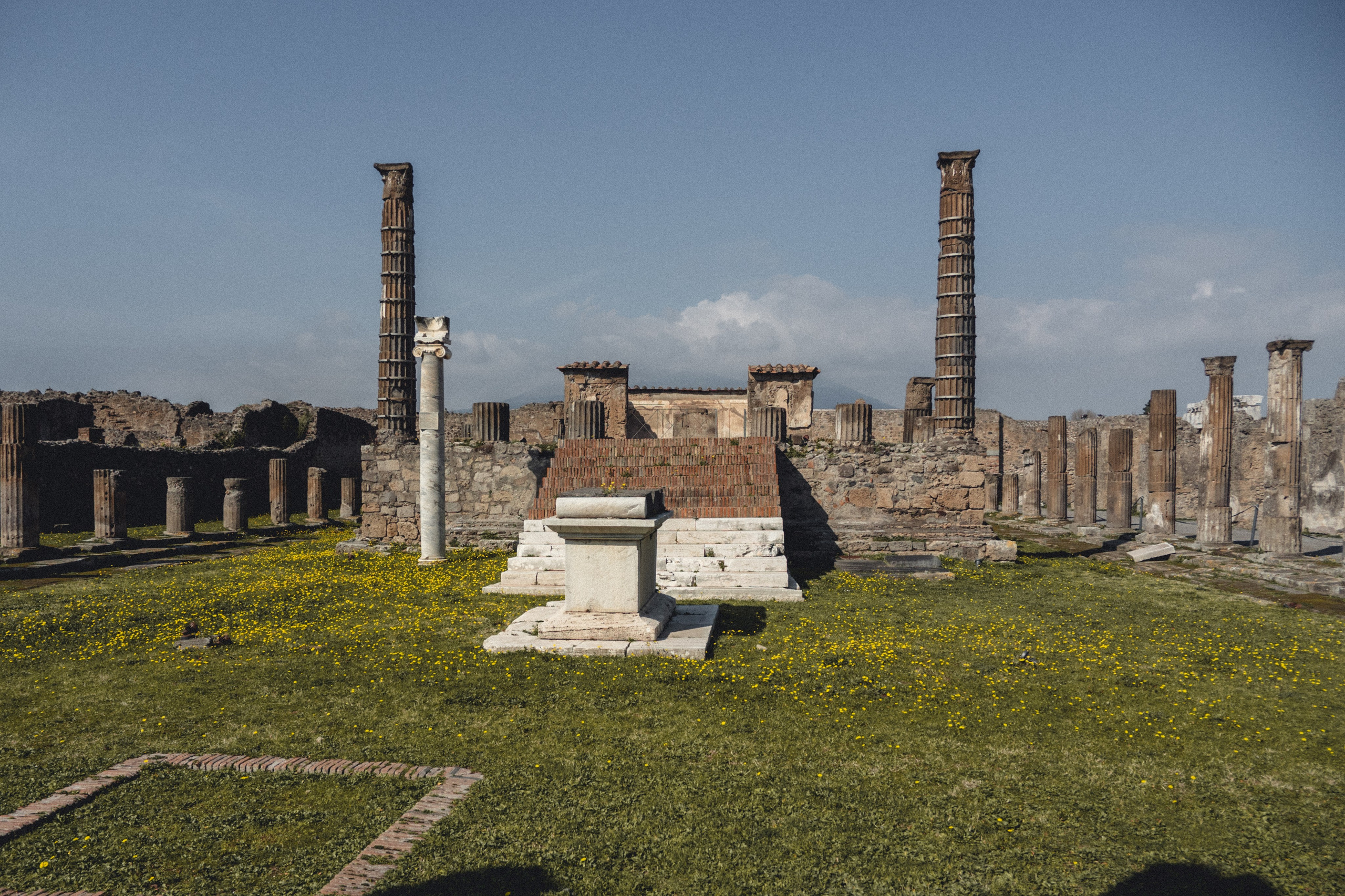 Pompeii. Photographe sur Cote d’Azur. Portraits de familles, couples, enfants, événements