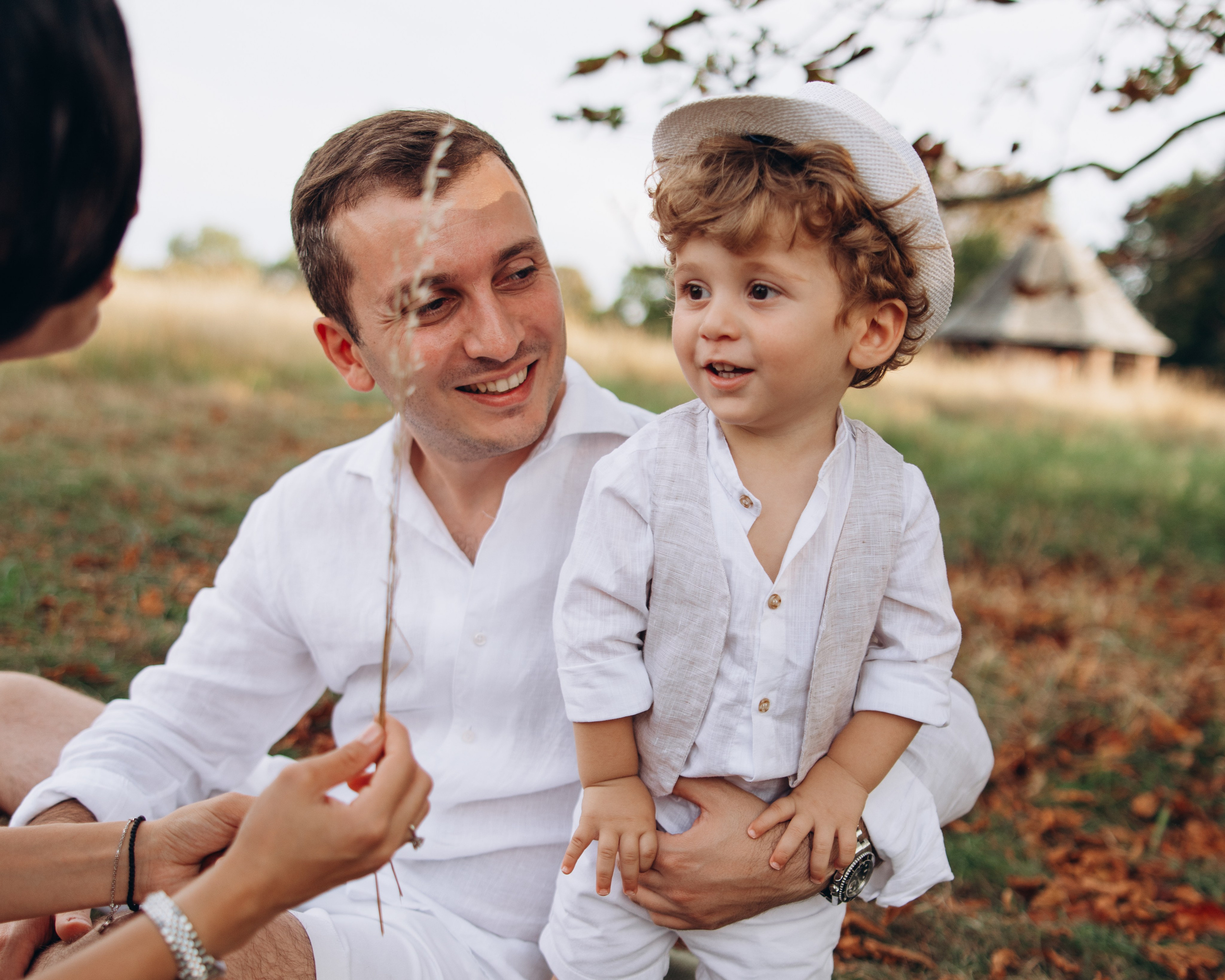 Valerik with parents (Hyde park). Anastasia Klink, Photographer in London