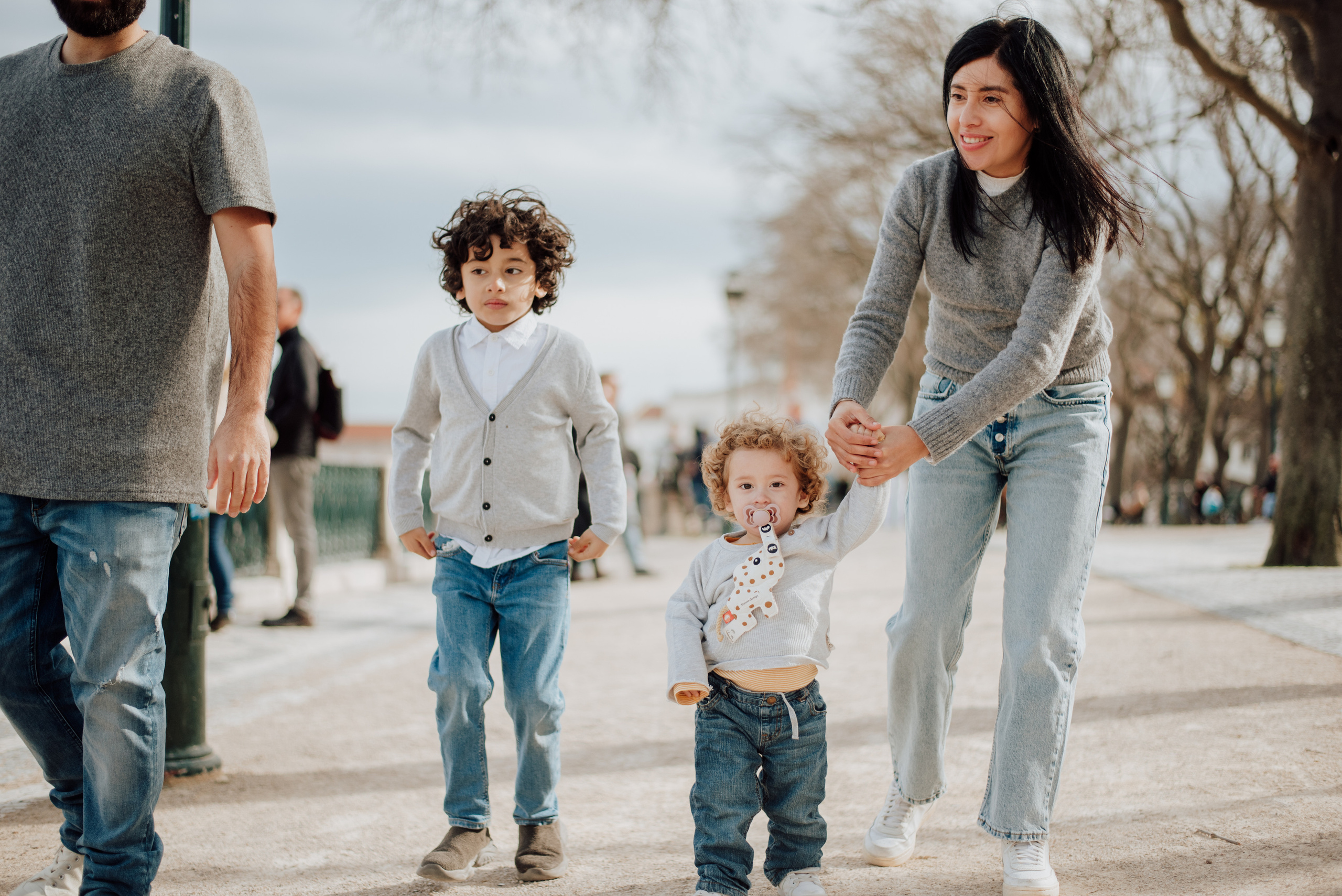 Solange and family. Lifestyle, wedding and family photographer