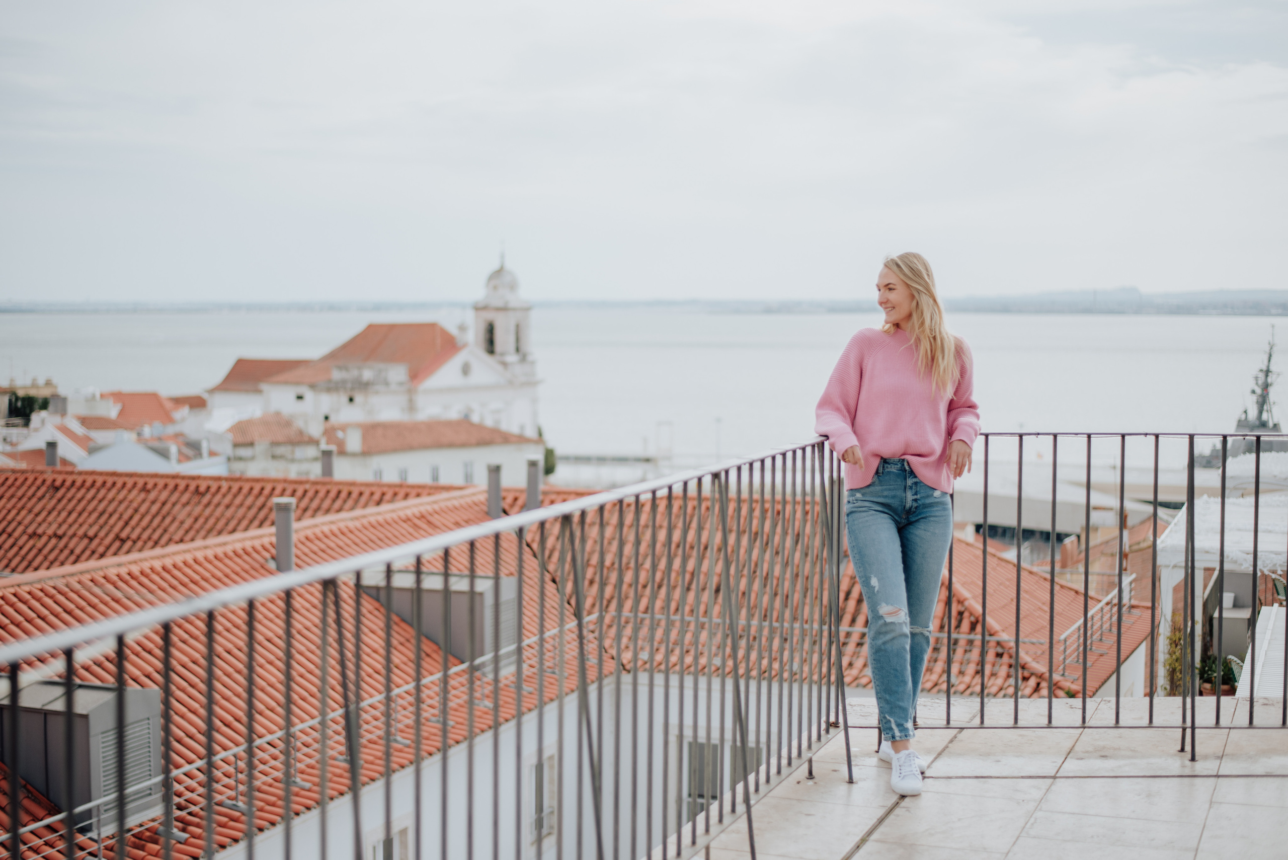 Maria. Lifestyle, wedding and family photographer