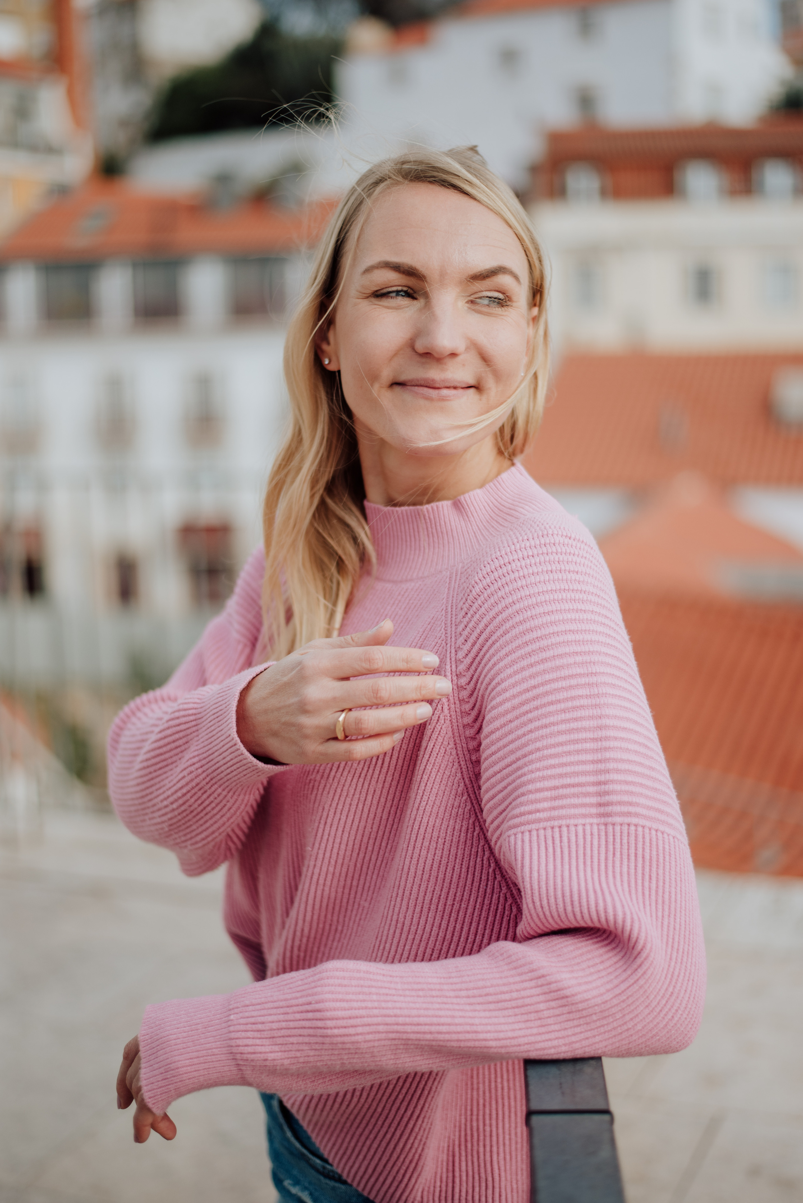 Maria. Lifestyle, wedding and family photographer