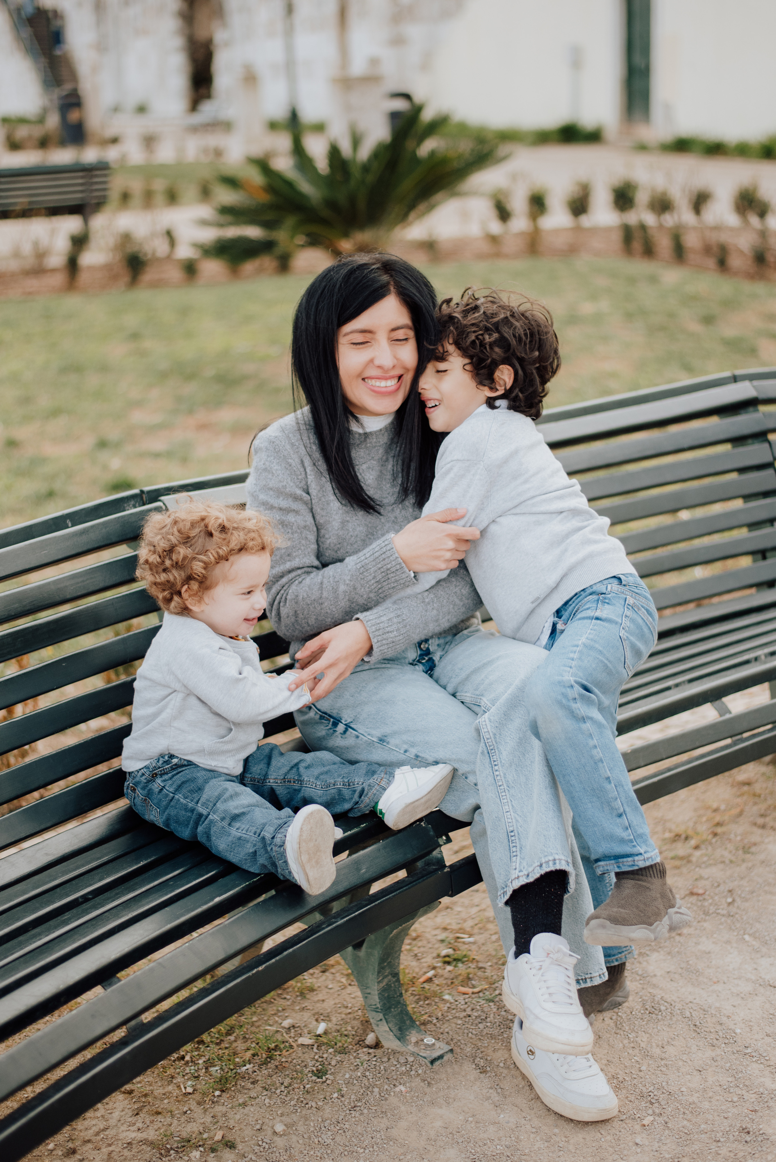 Solange and family. Lifestyle, wedding and family photographer