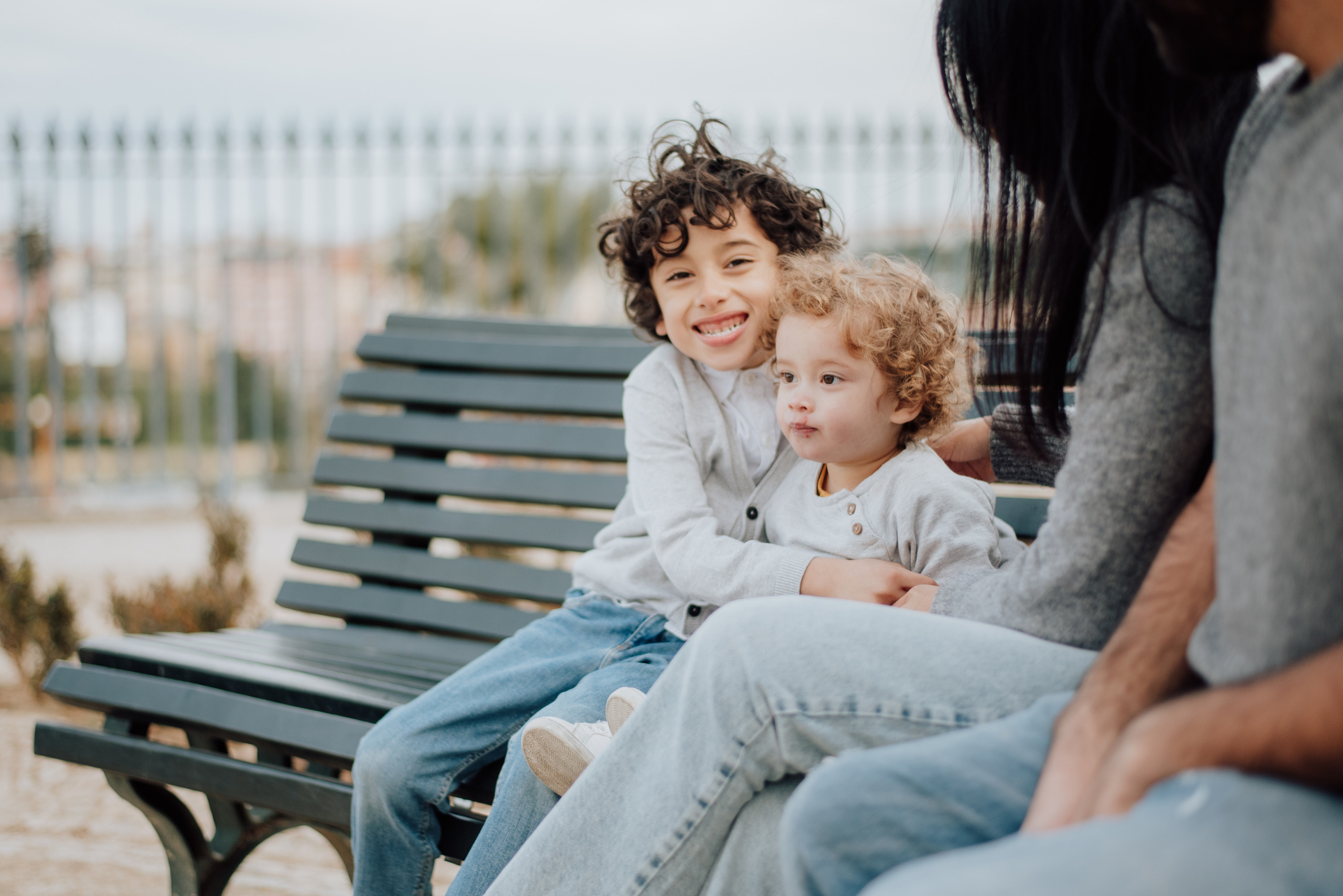 Solange and family. Lifestyle, wedding and family photographer