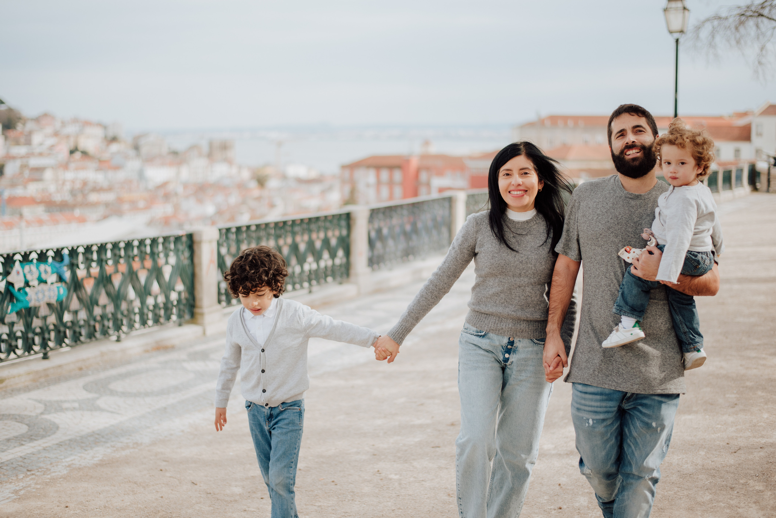 Solange and family. Lifestyle, wedding and family photographer