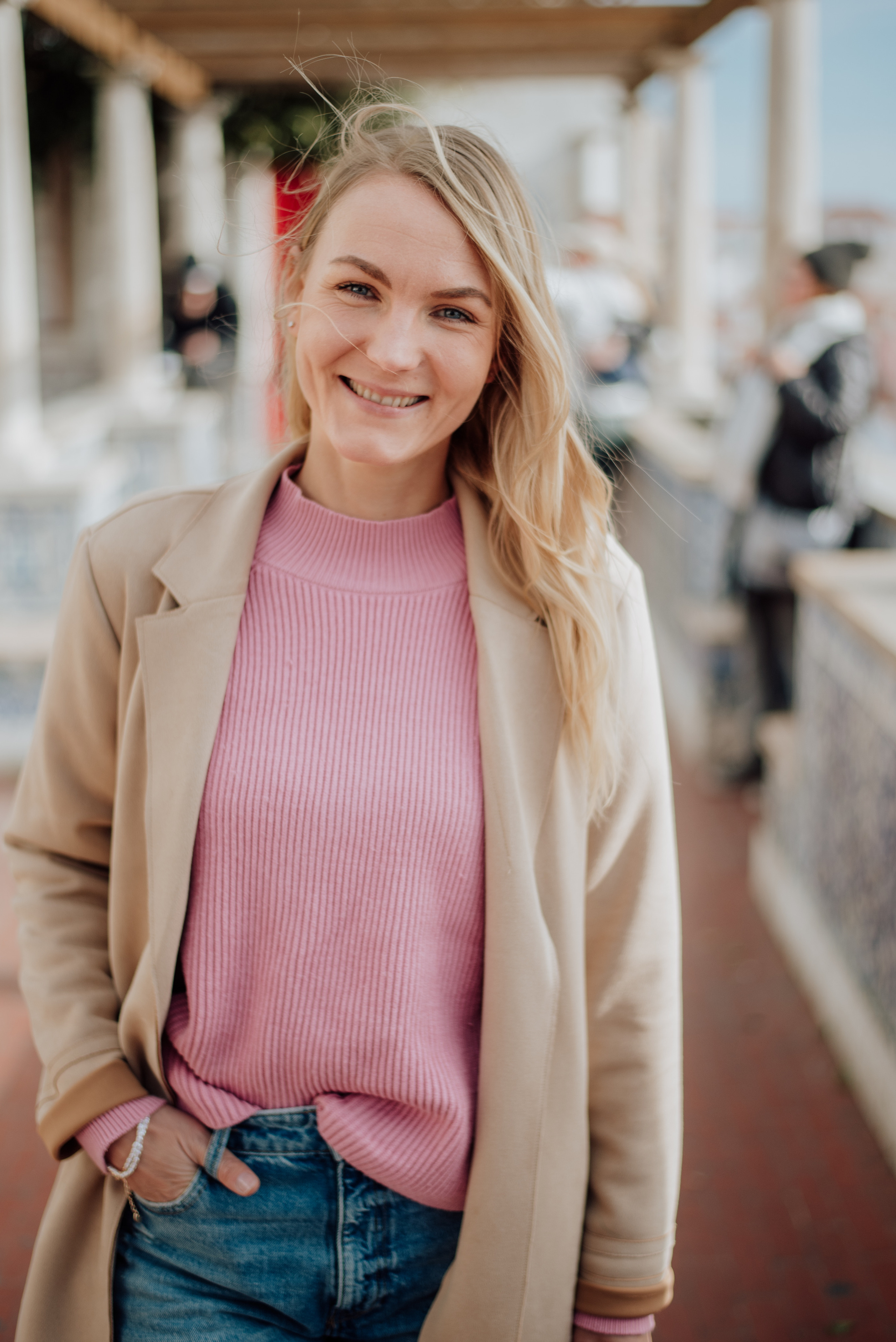 Maria. Lifestyle, wedding and family photographer